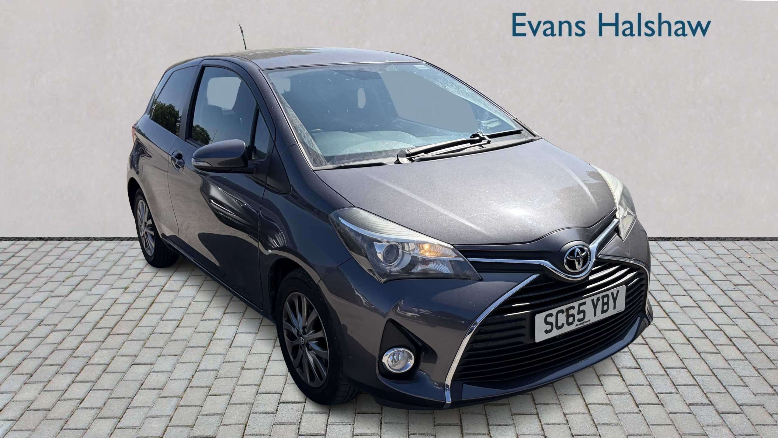 2016 TOYOTA YARIS