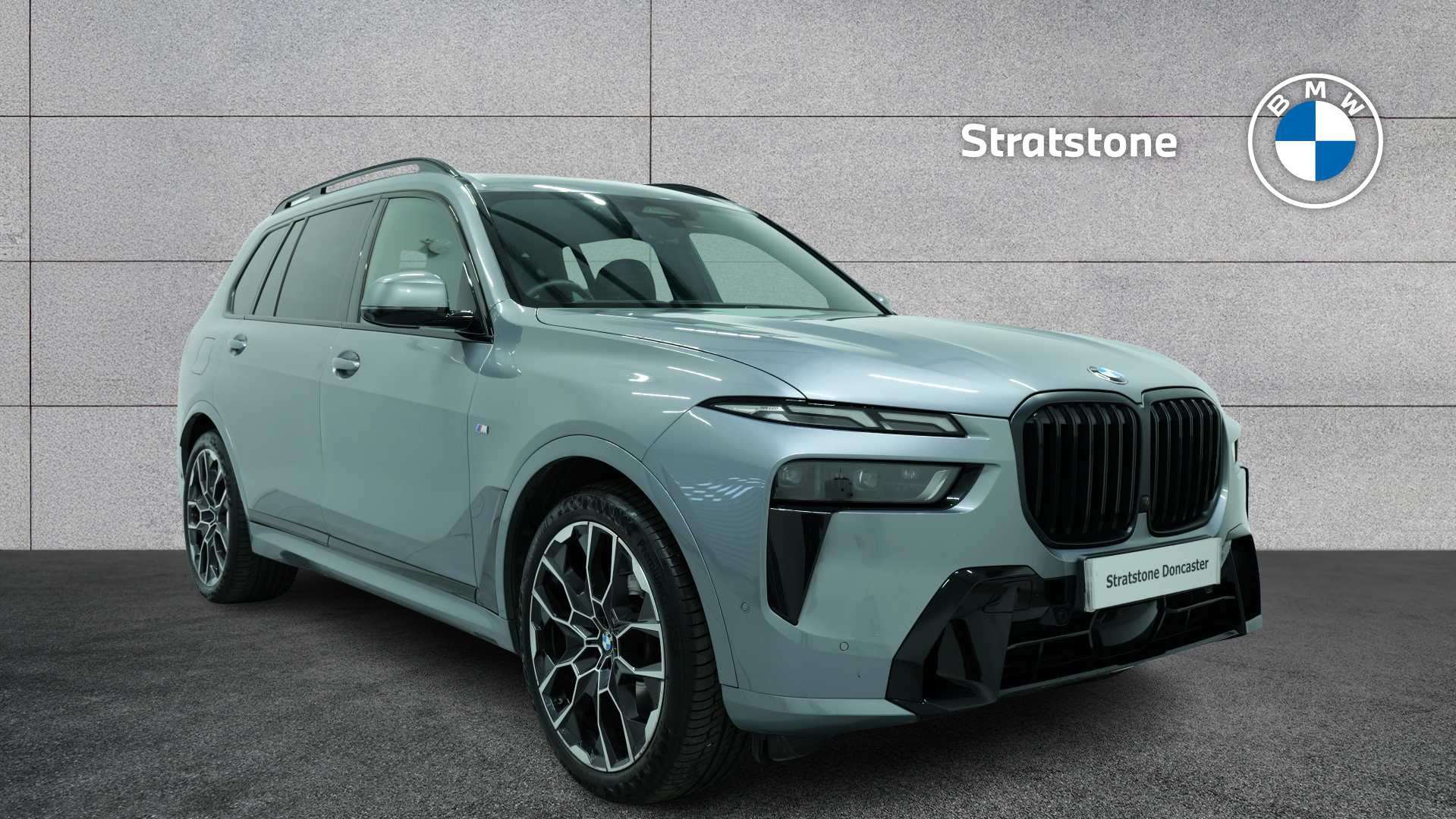 2023 BMW X7
