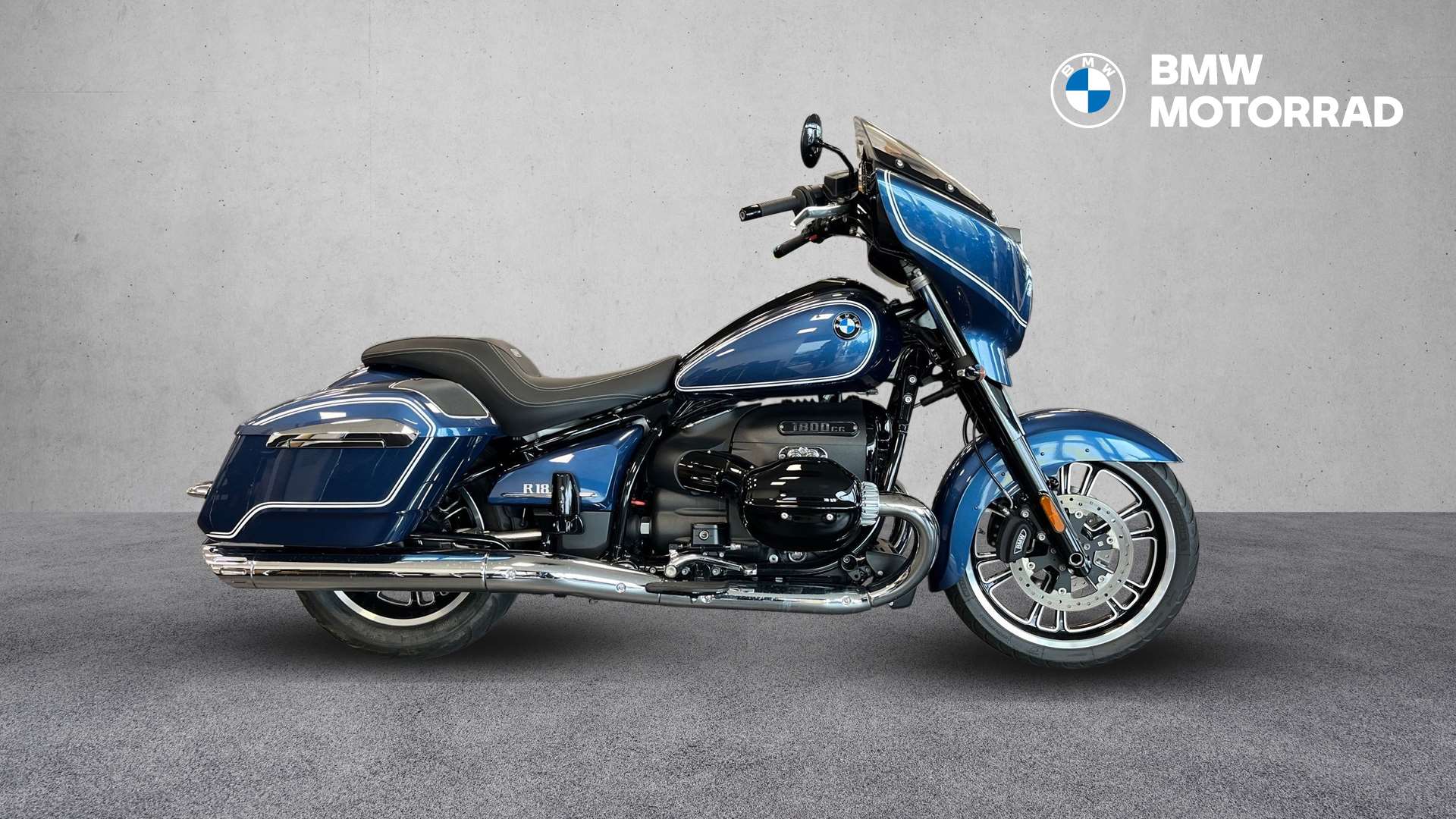2024 bmw r 18 b 2024 approved used cash price £13,980 +vat in stock at  motorrad tunbridge wells... photo