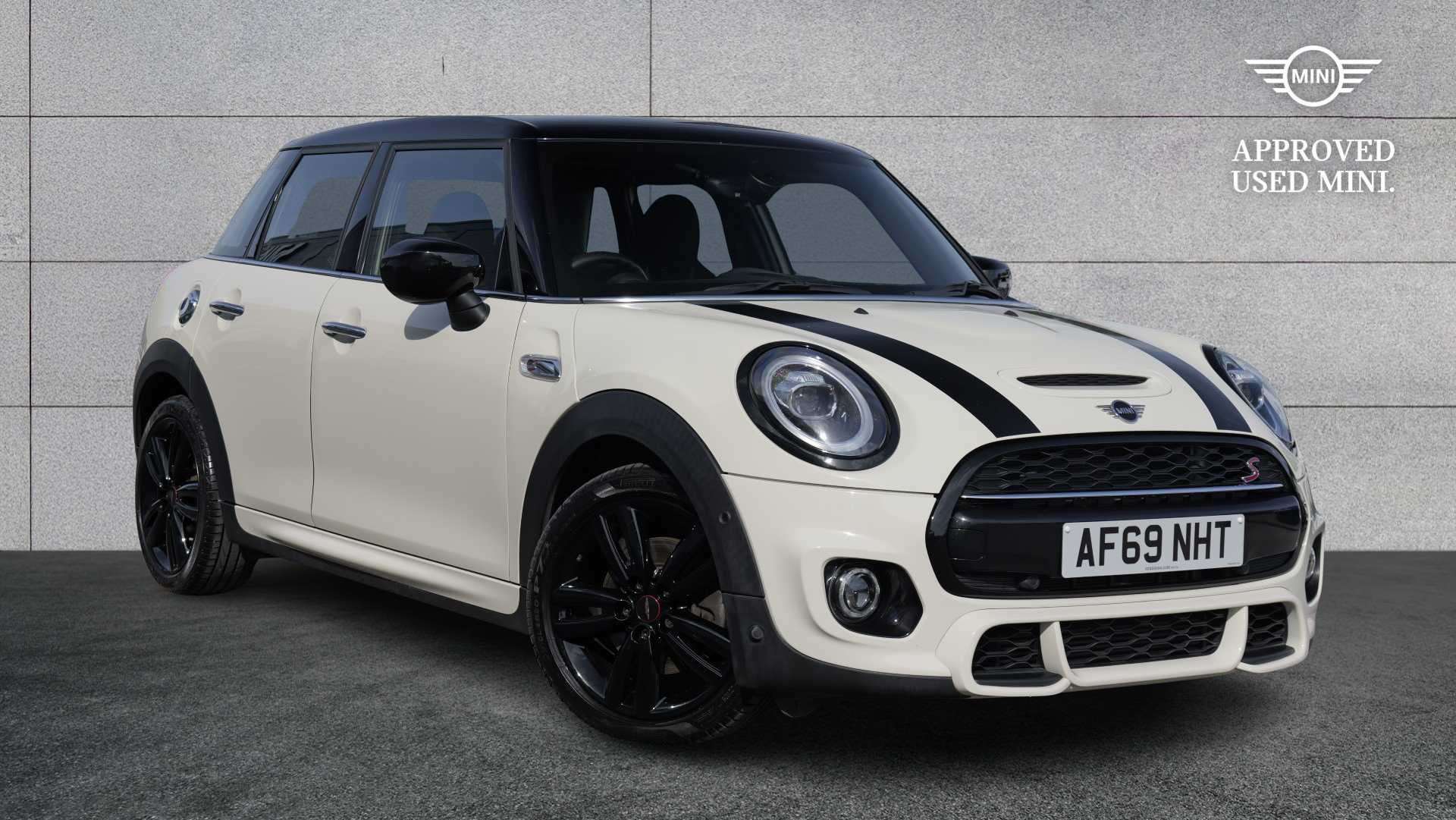 MINI Hatchback