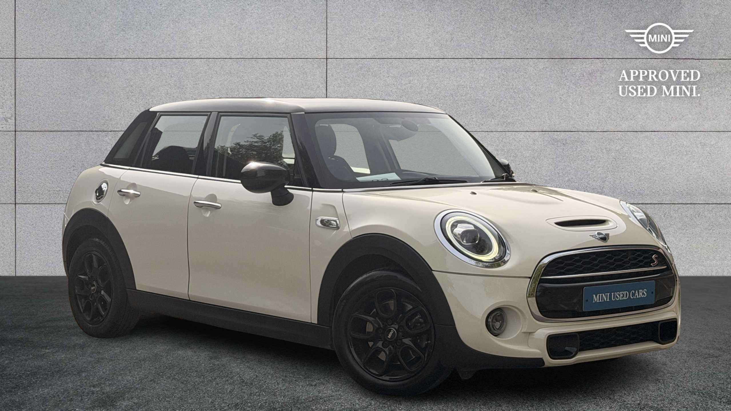 MINI Hatchback