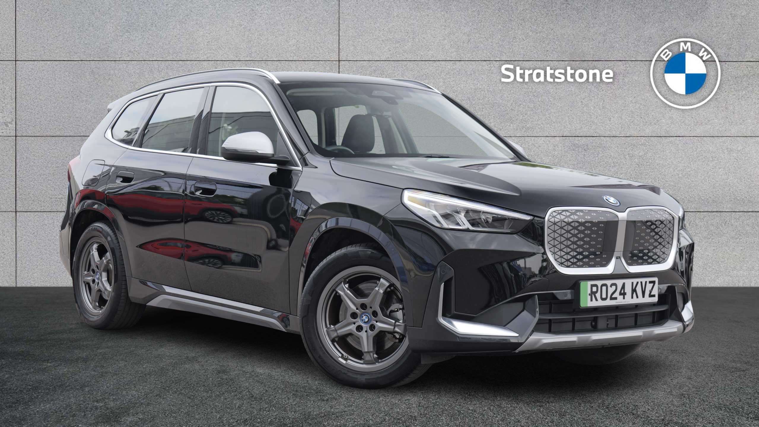 BMW Ix1