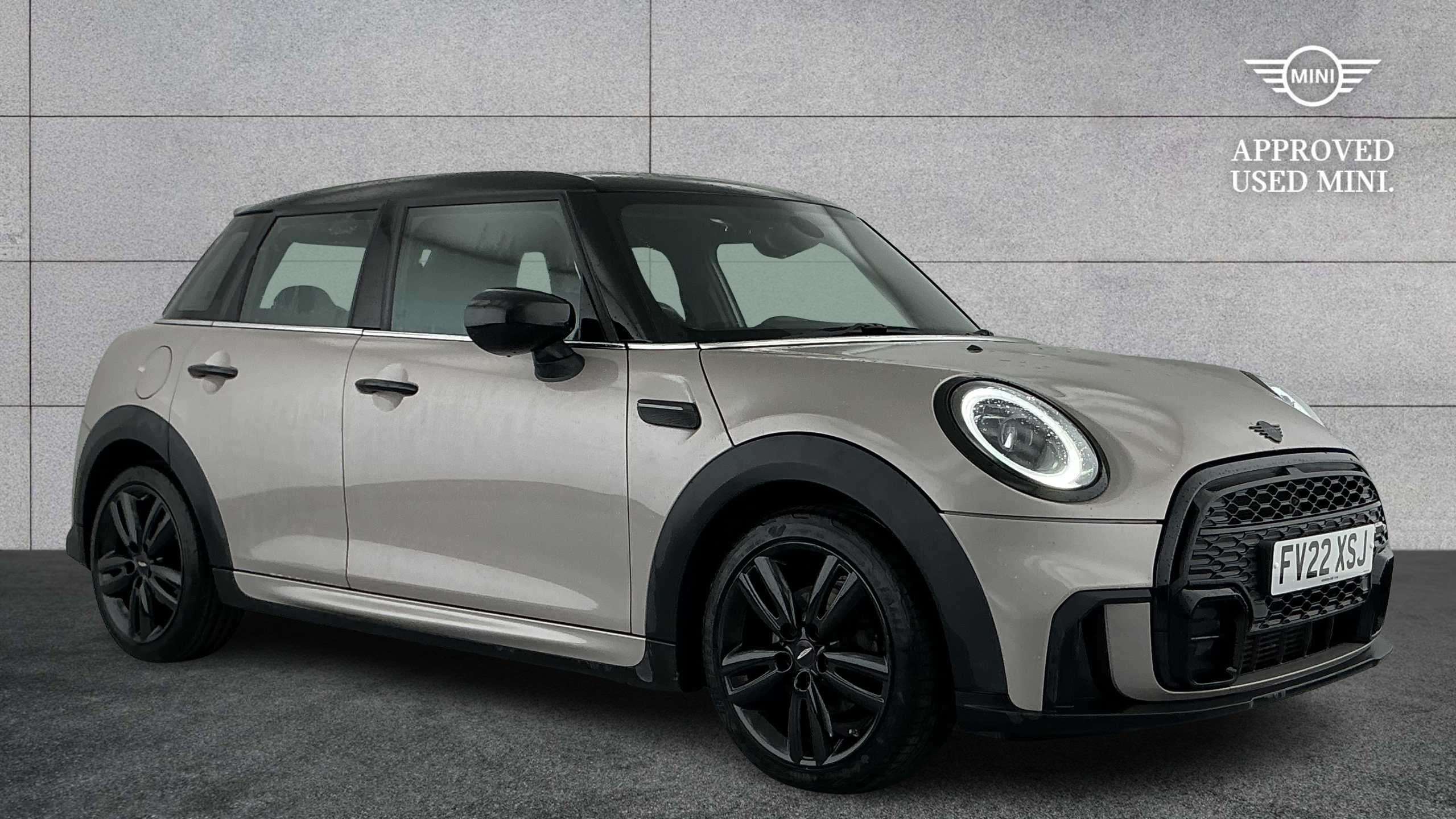 MINI Hatchback