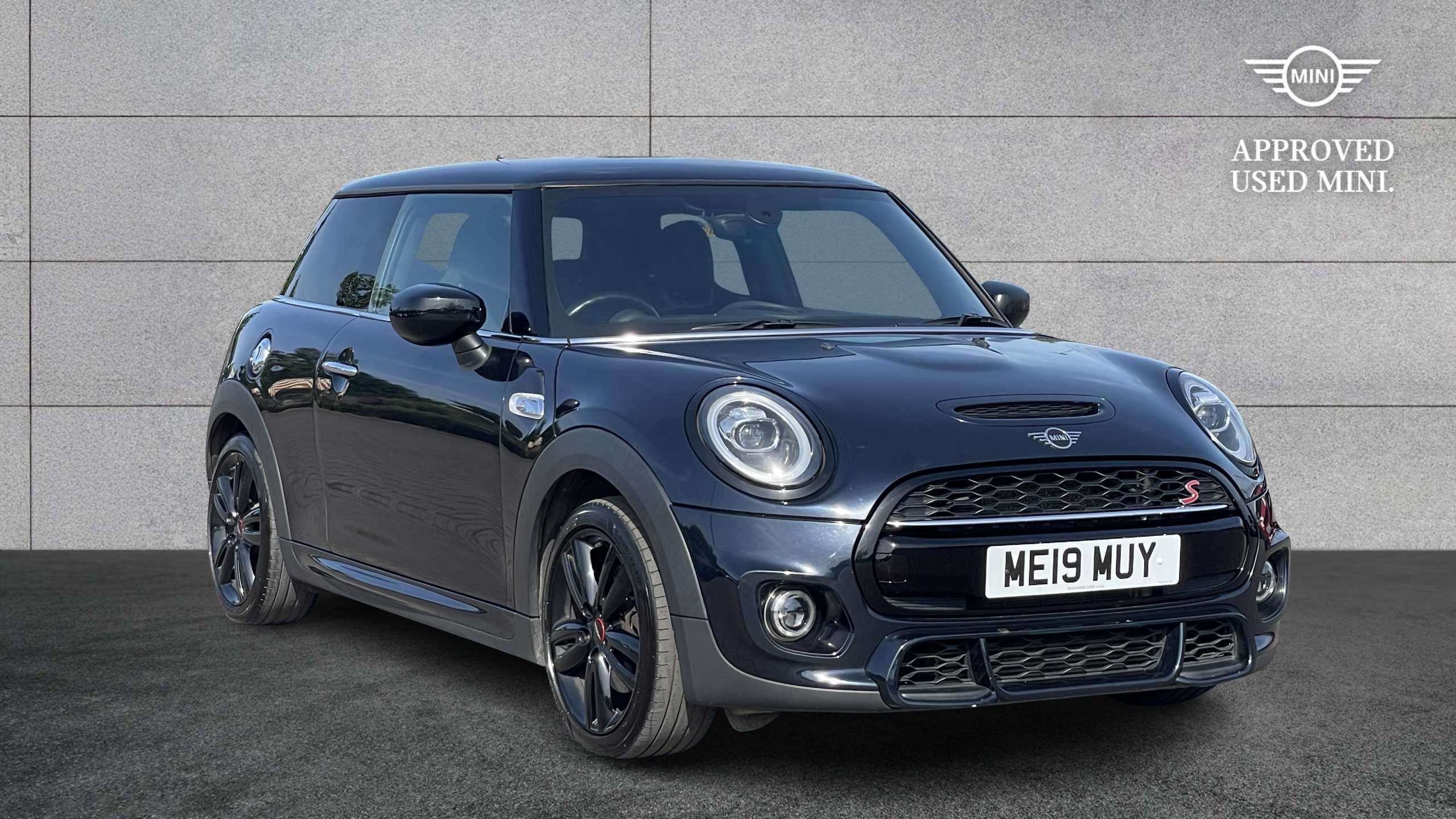 MINI Hatchback