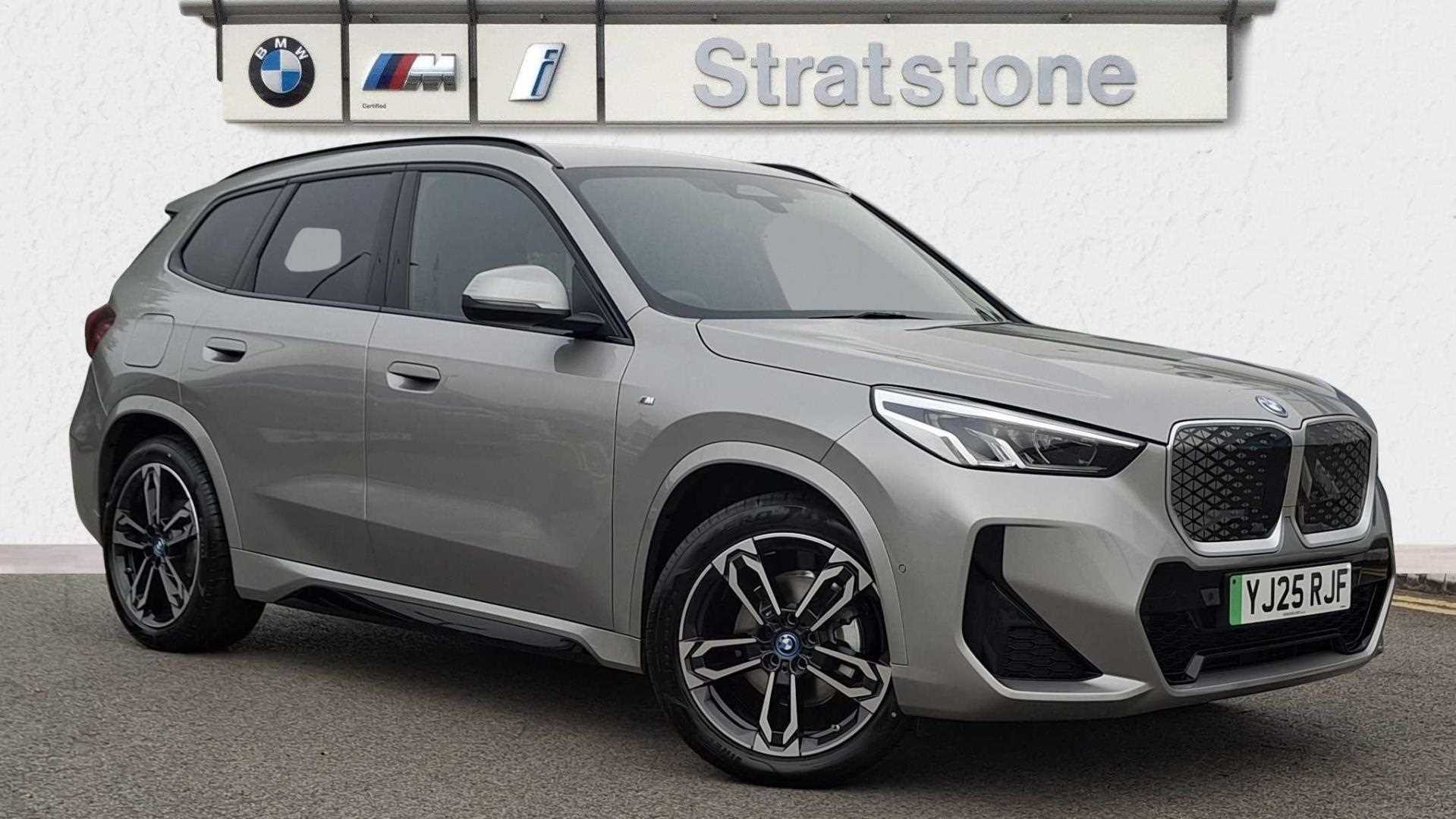 BMW iX1