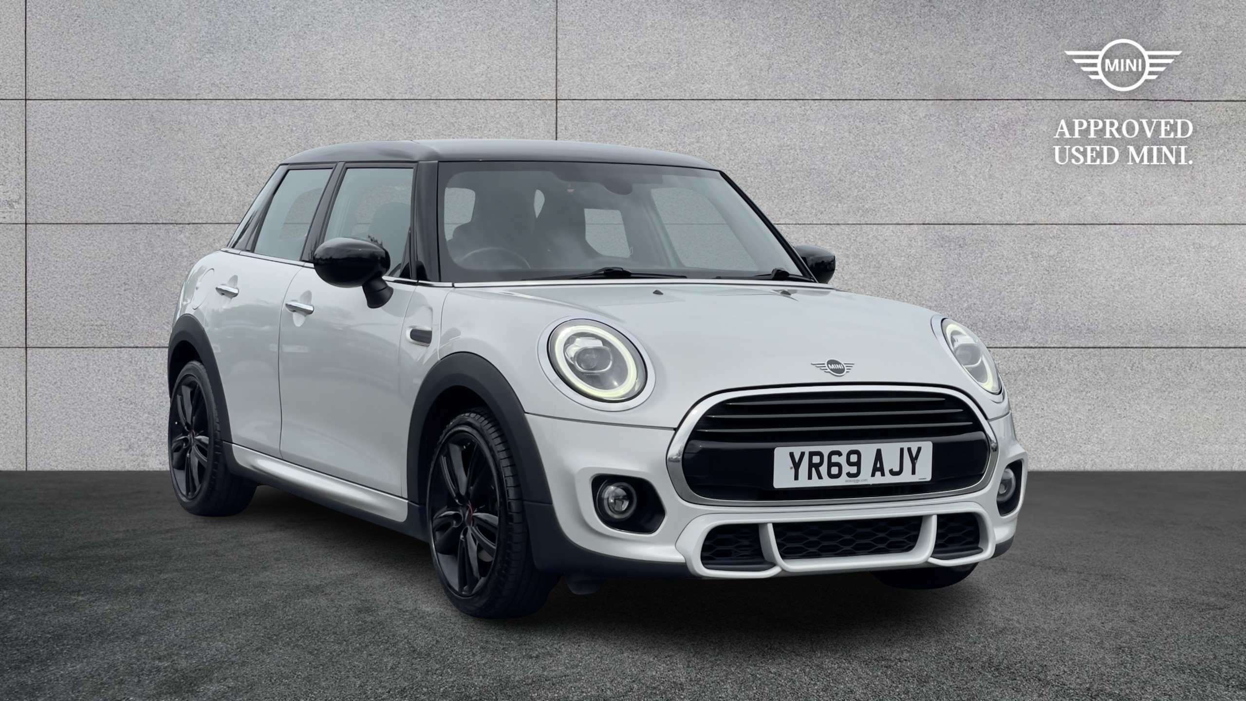 MINI Hatchback