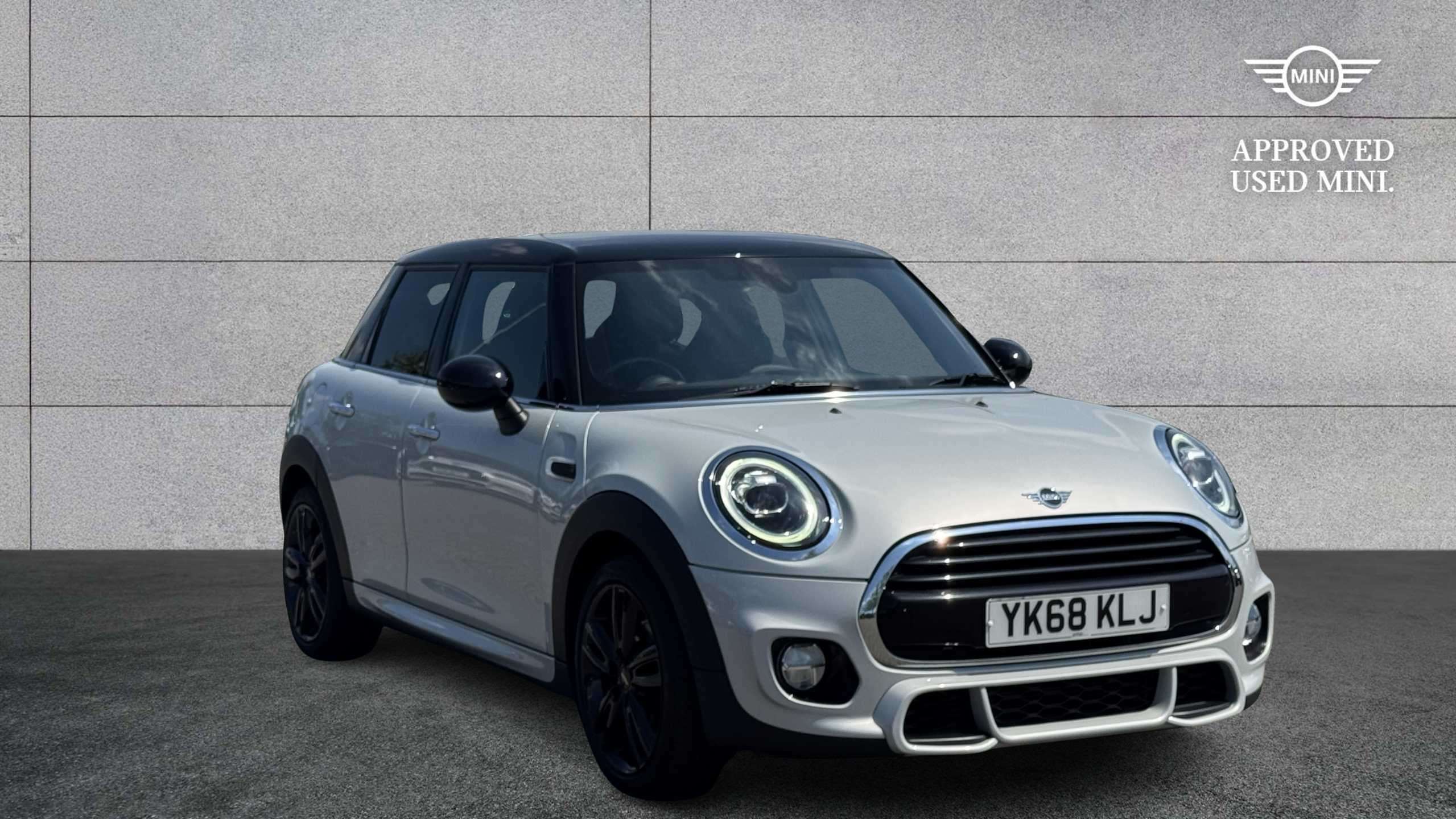MINI Hatchback