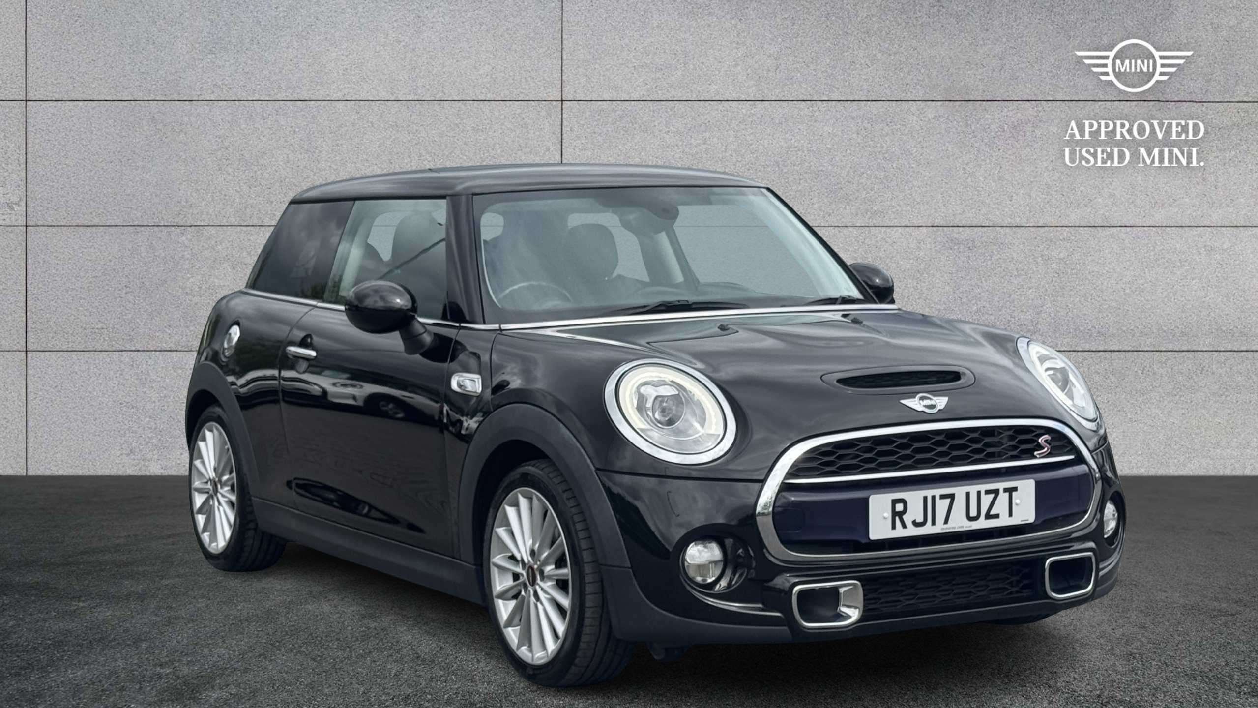 MINI Hatchback