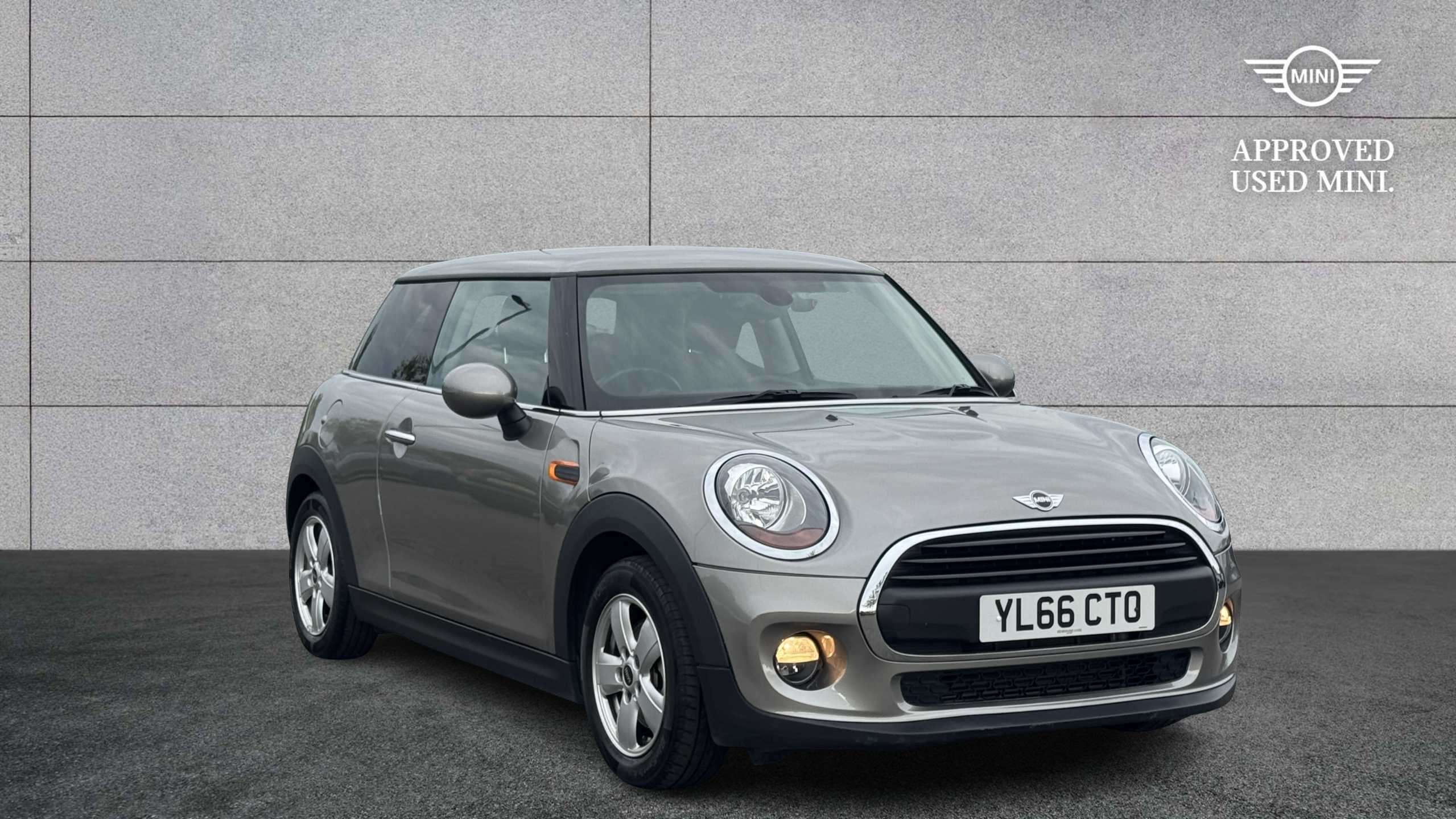 MINI Hatchback