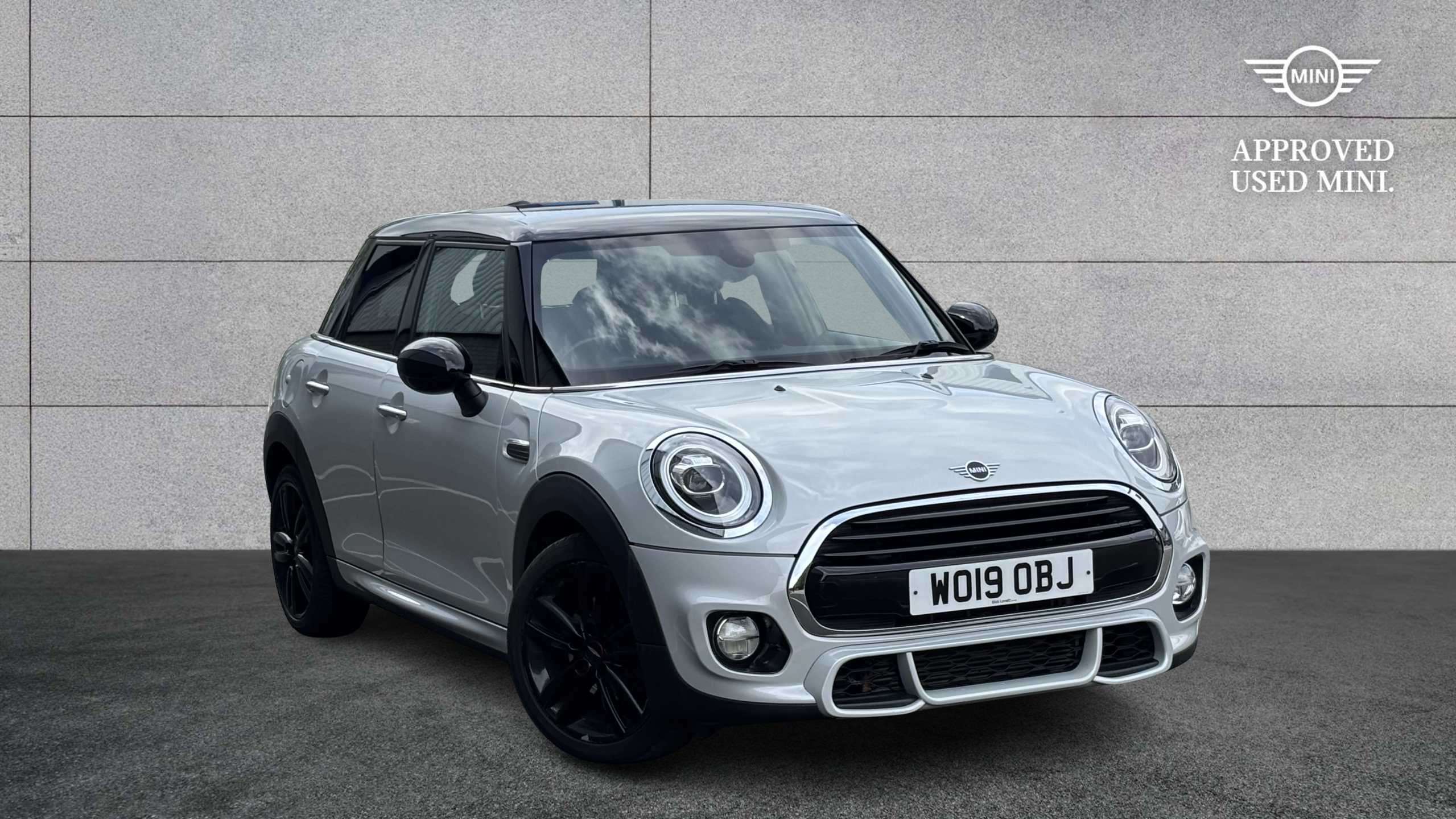 MINI Hatchback