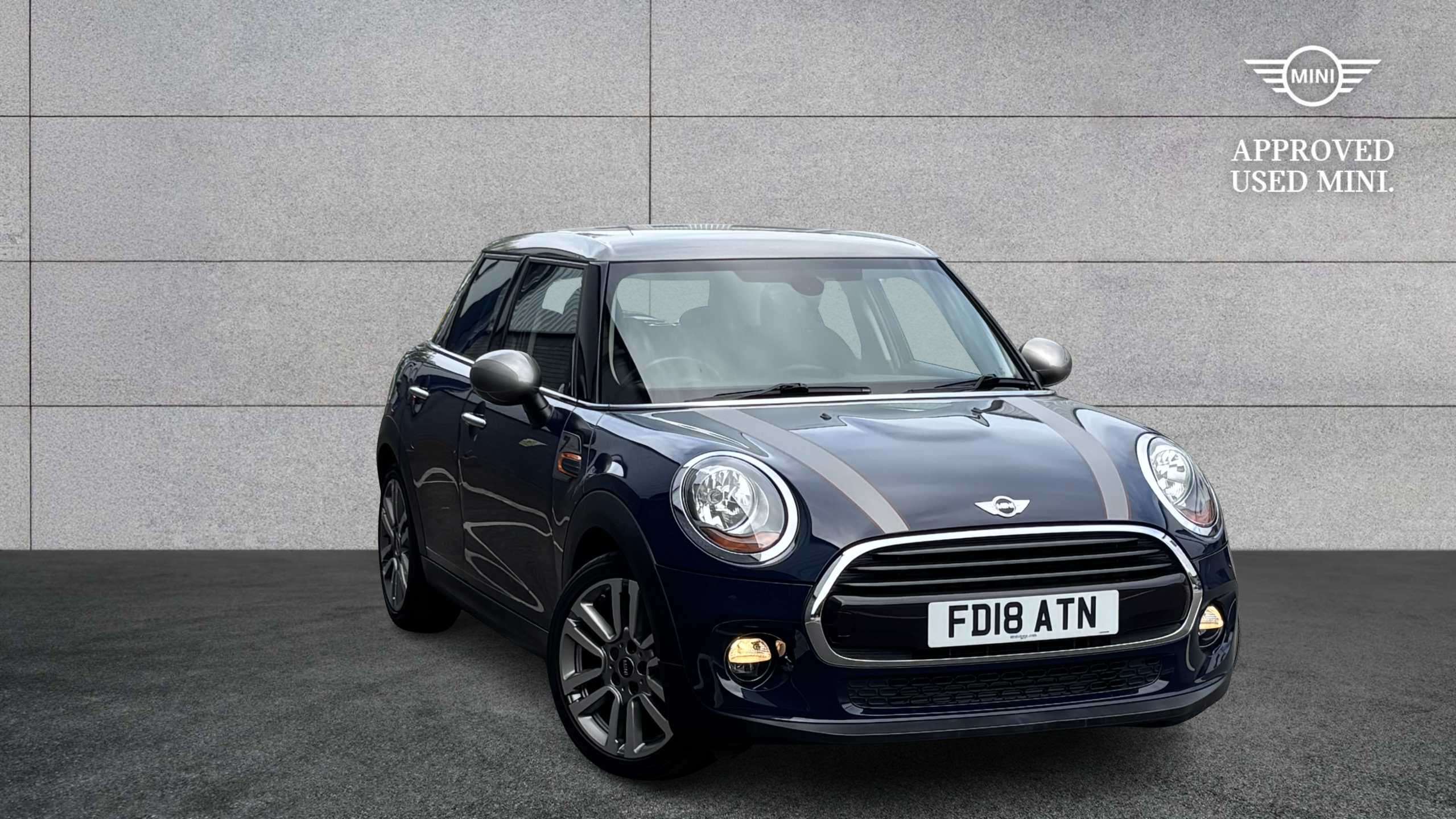 MINI Hatchback