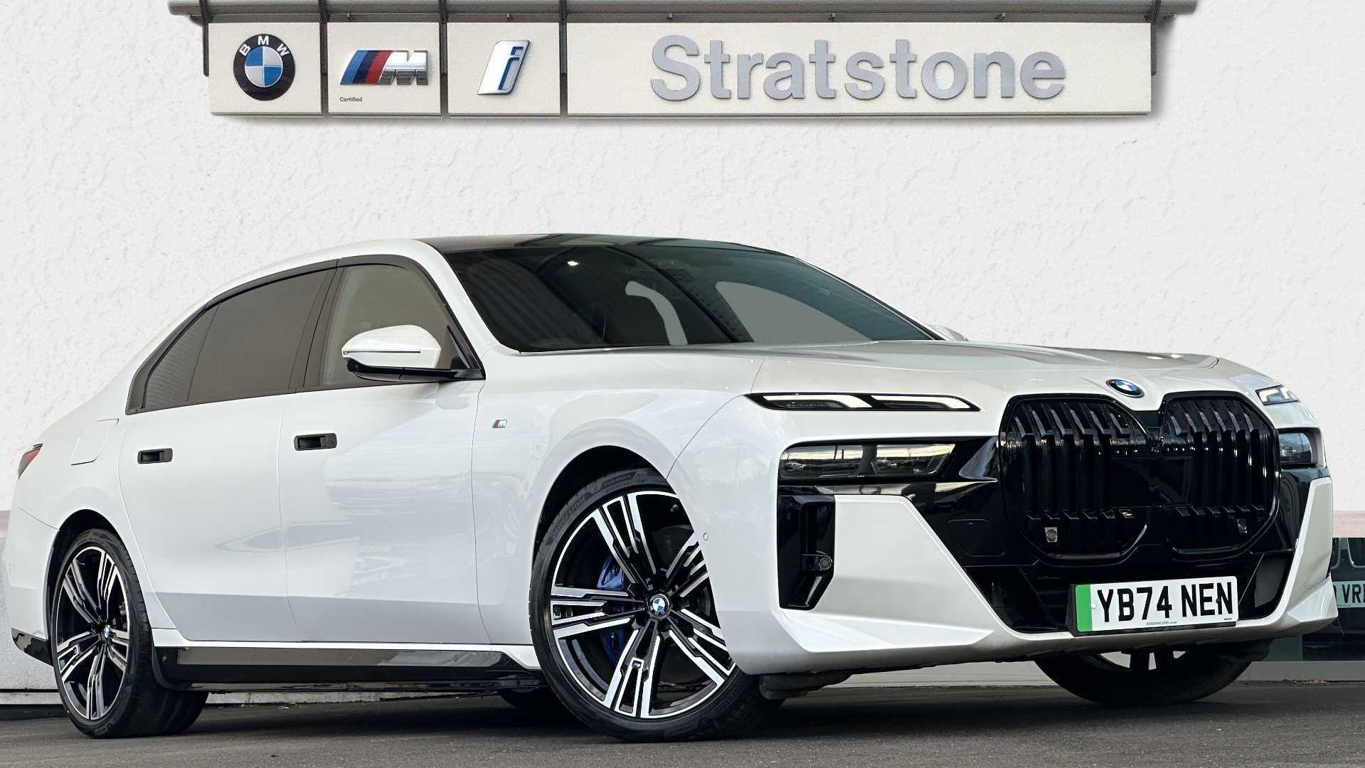 BMW I7