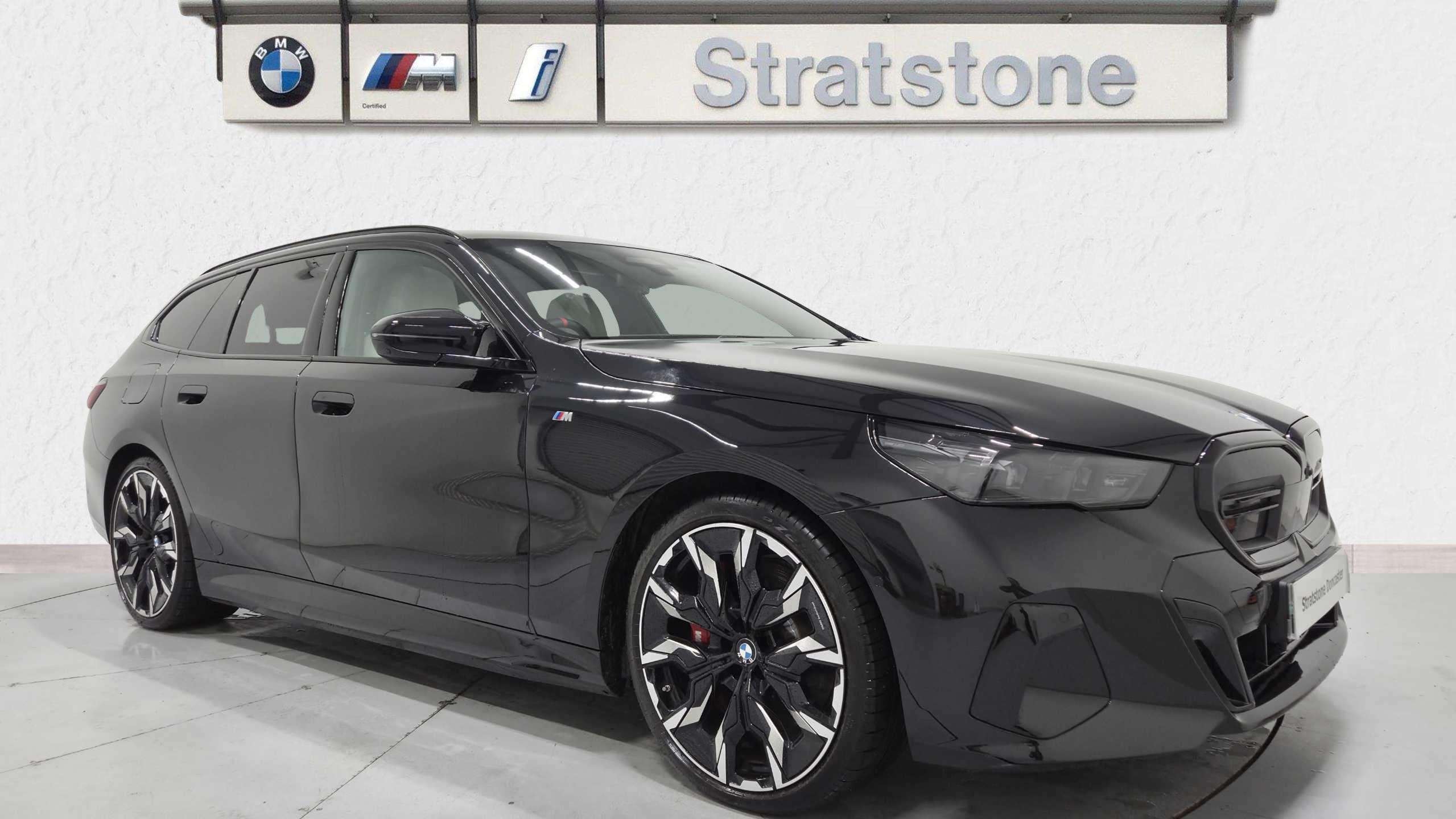 2025 BMW i5