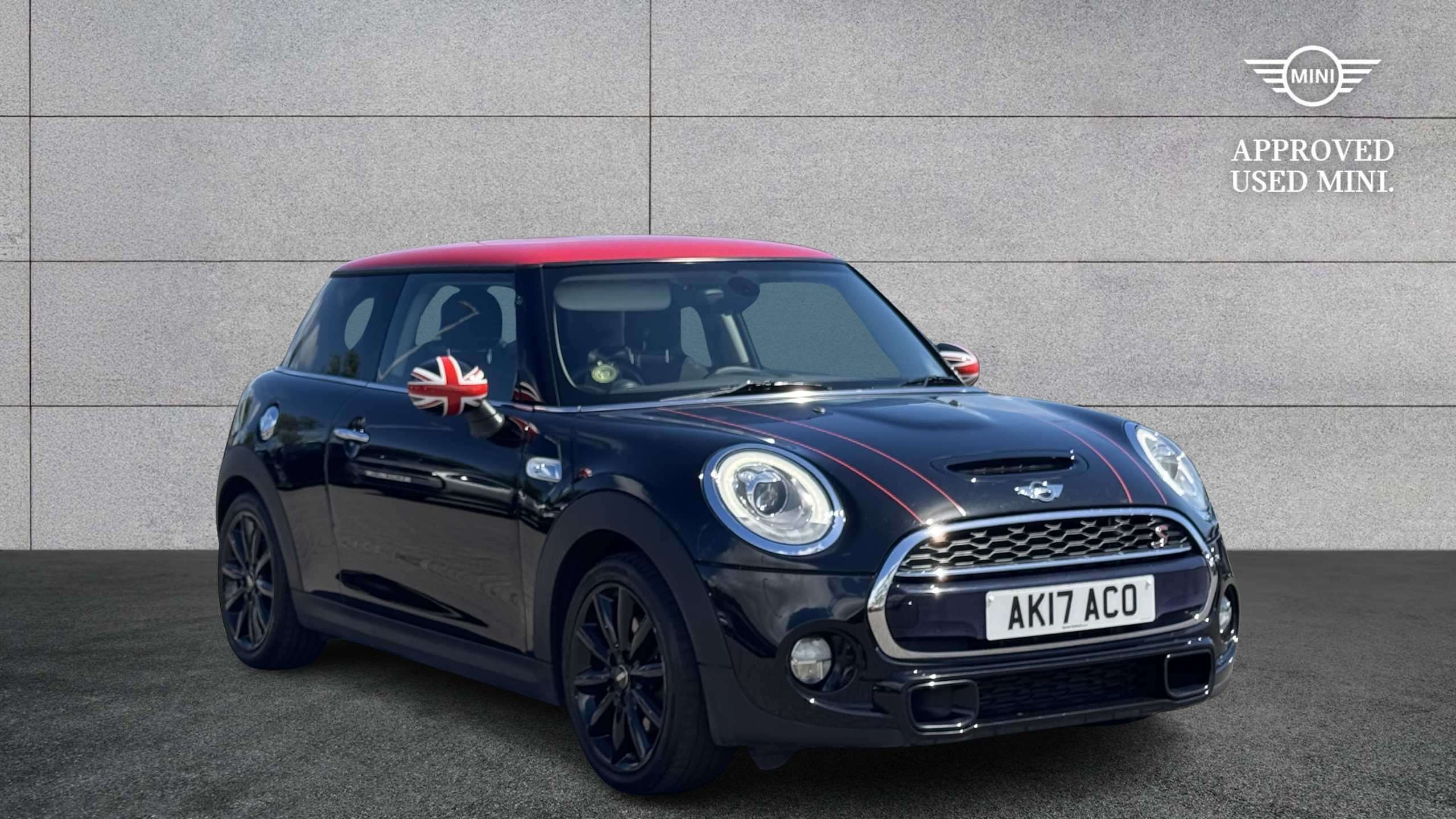 MINI Hatchback