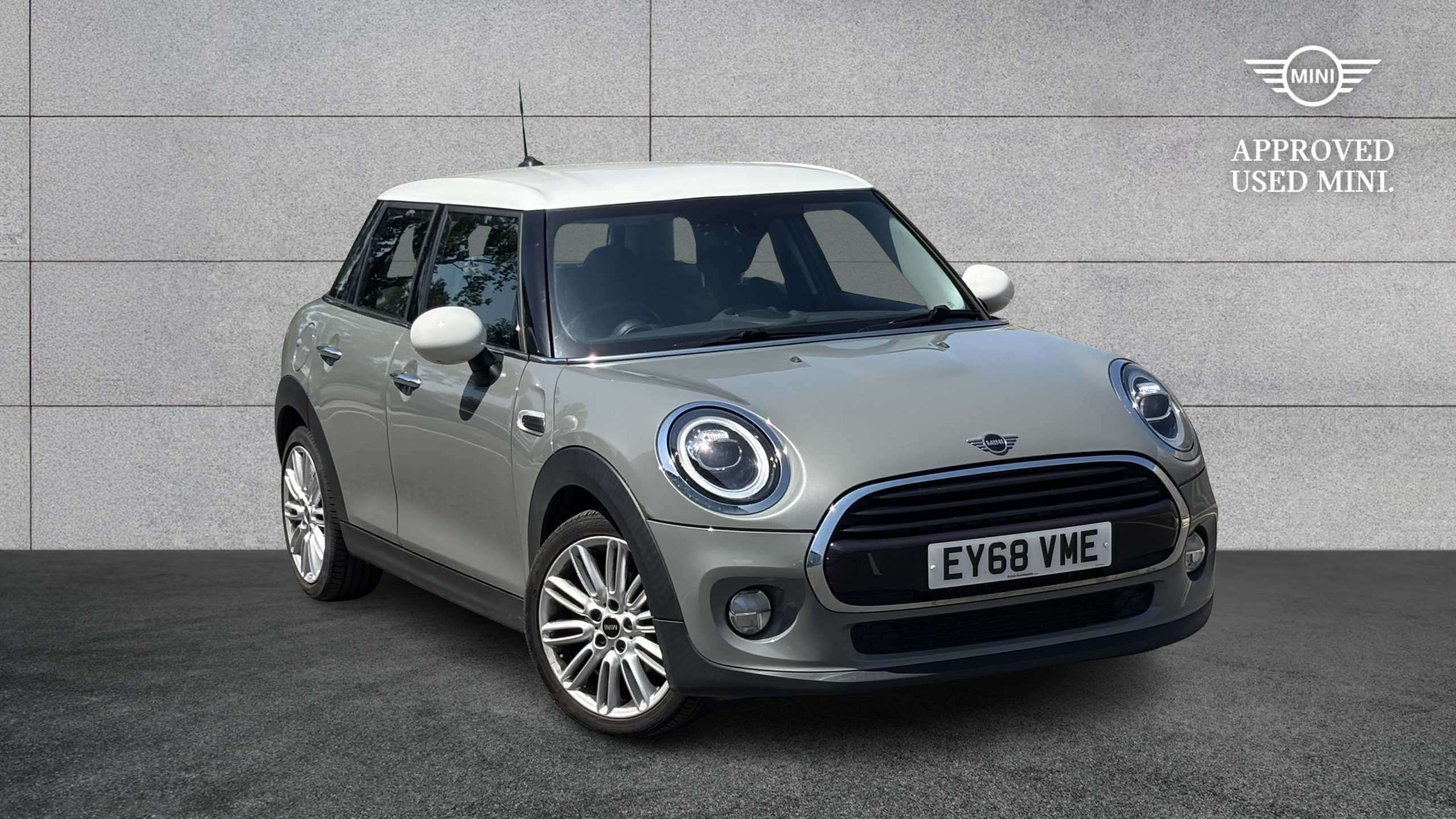 MINI Hatchback