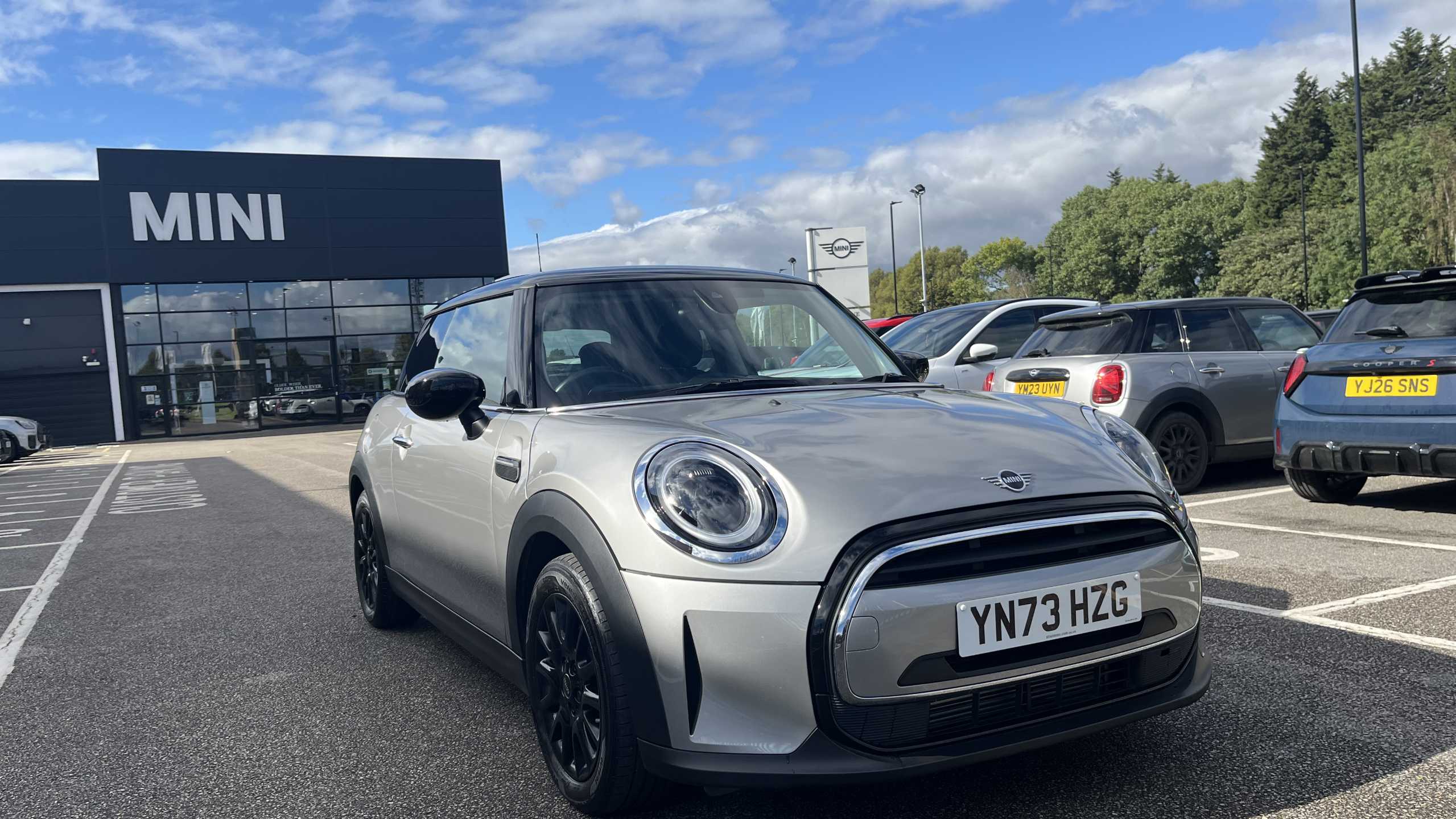 MINI Hatchback