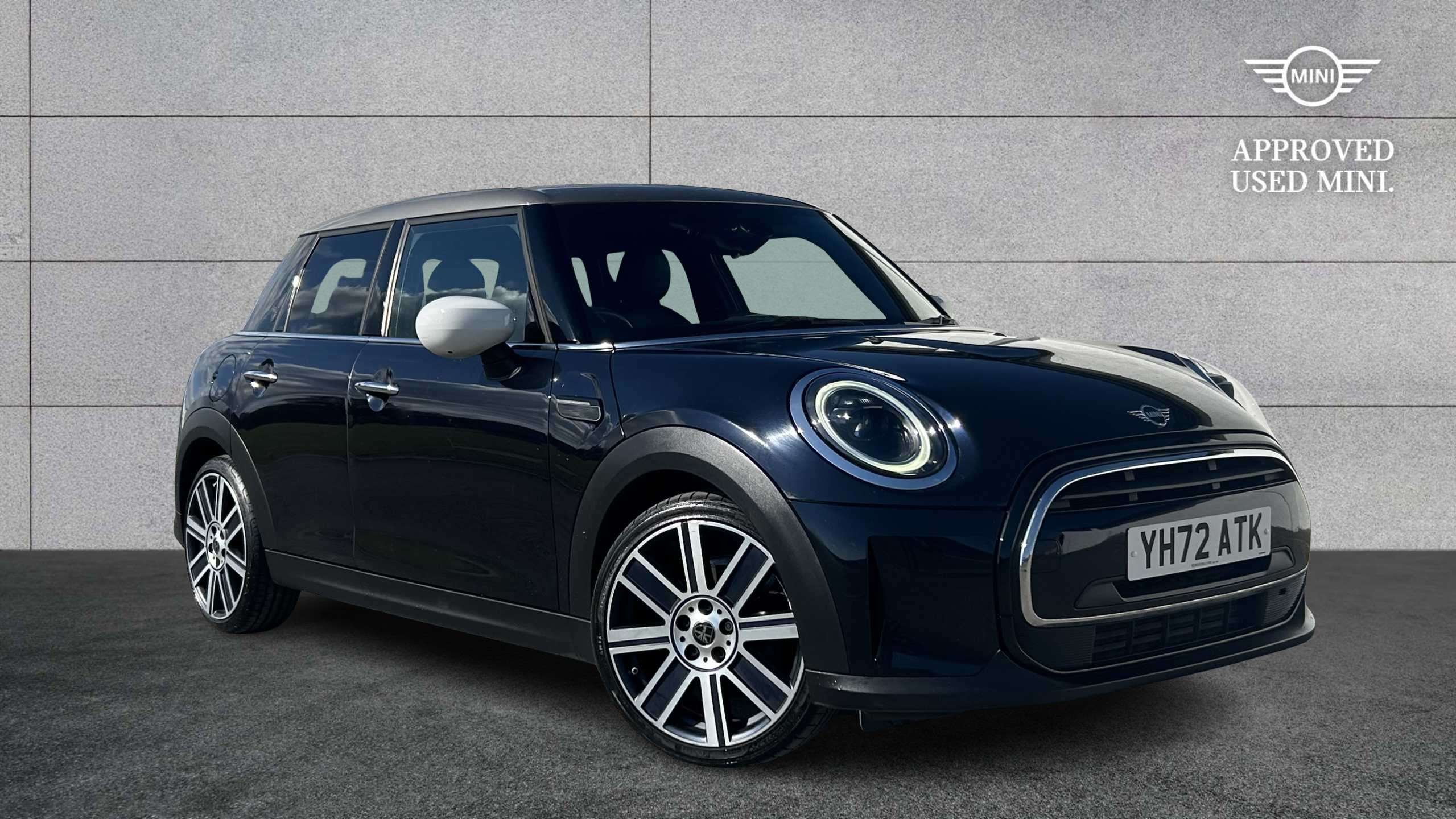MINI Hatchback
