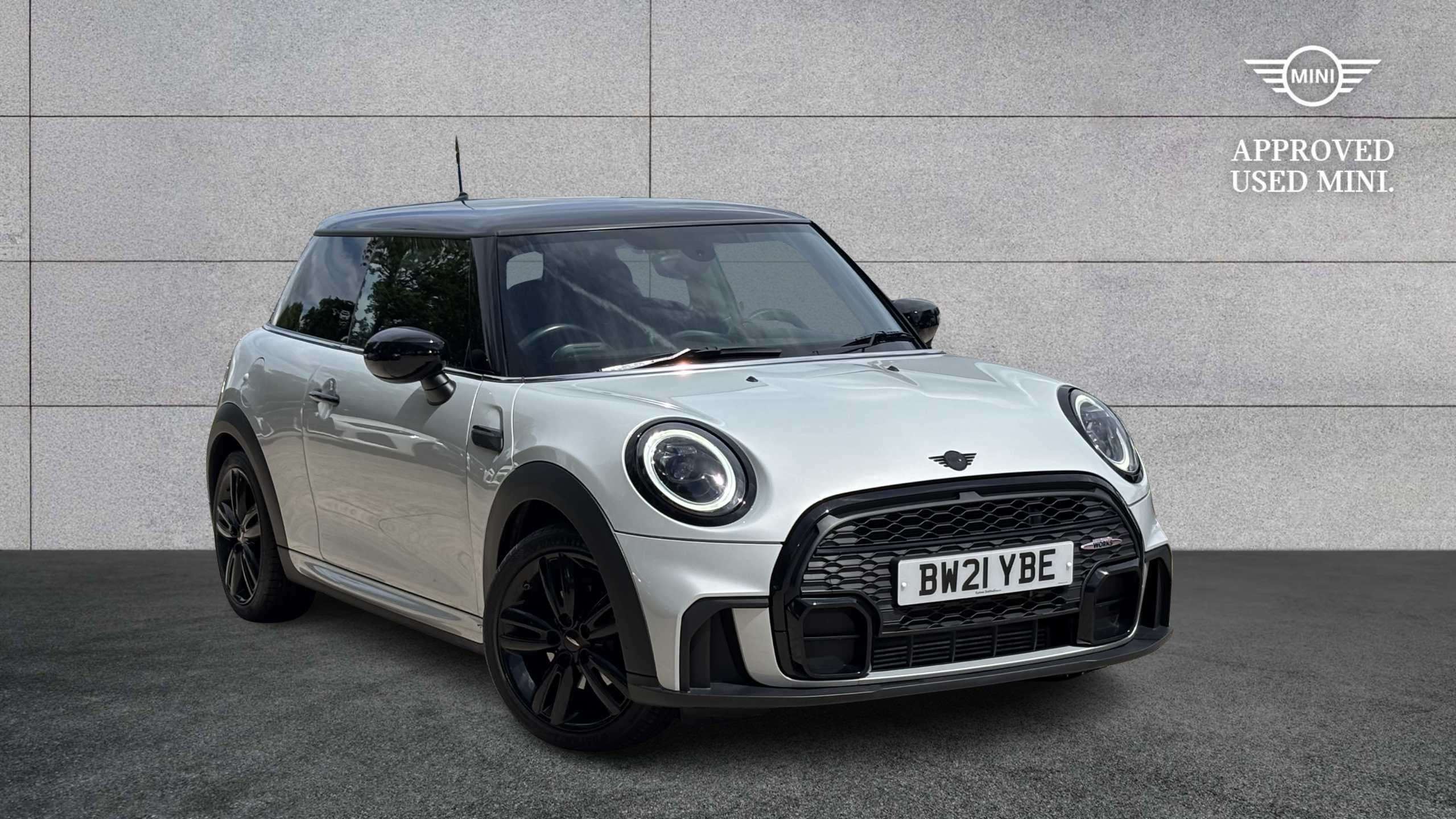 MINI Hatchback