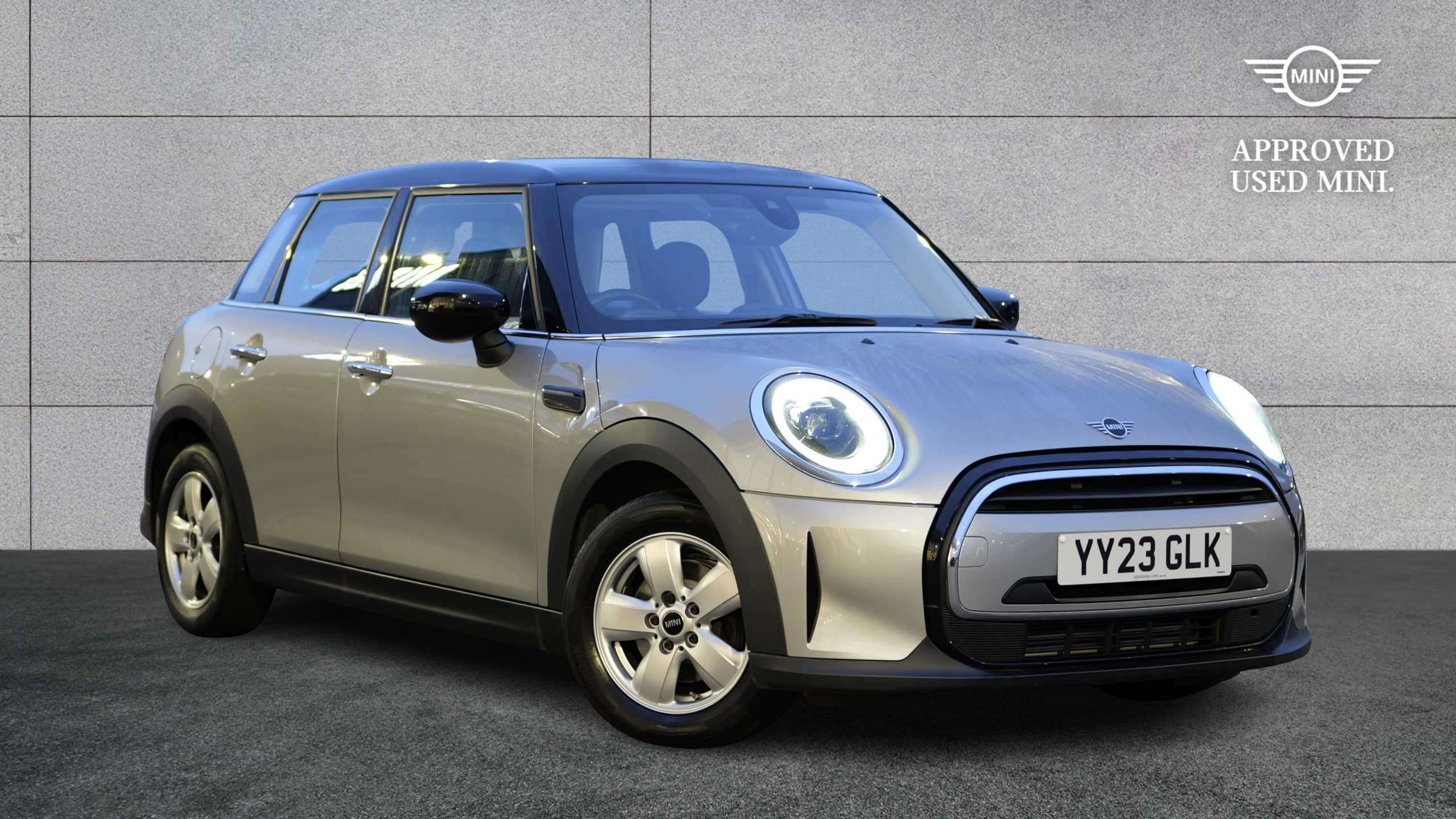 MINI Hatchback
