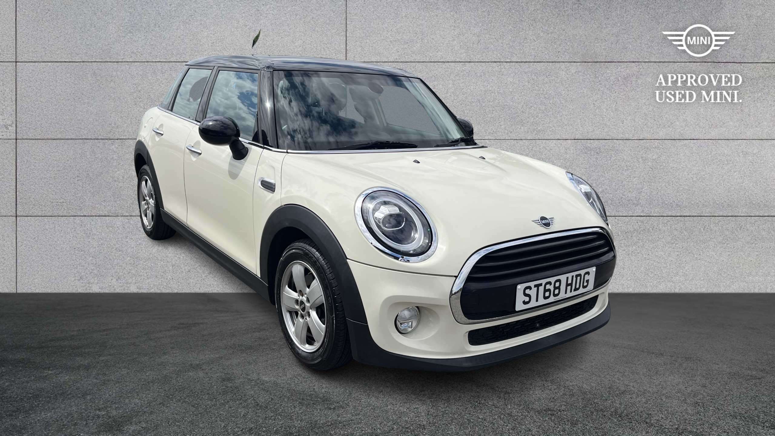 MINI Hatchback