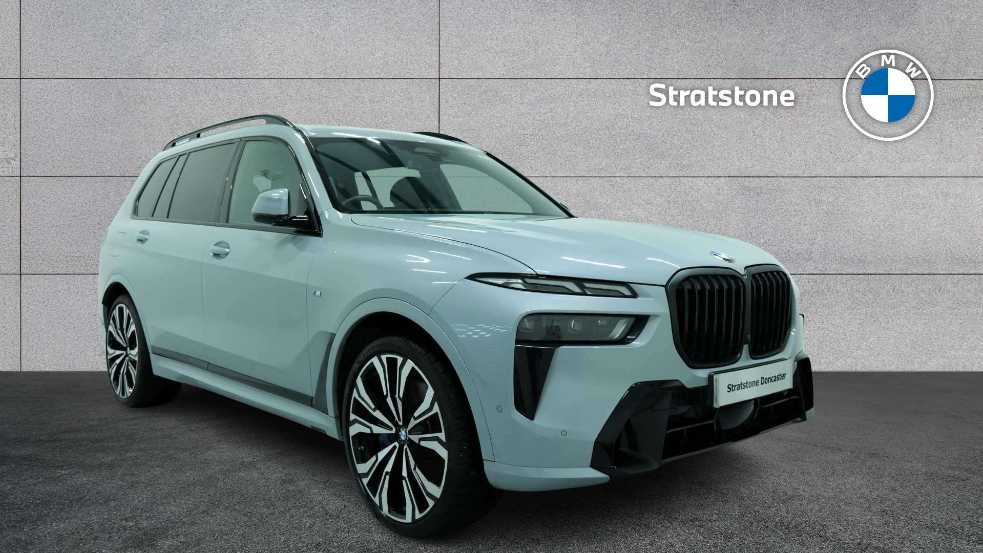 2023 BMW X7