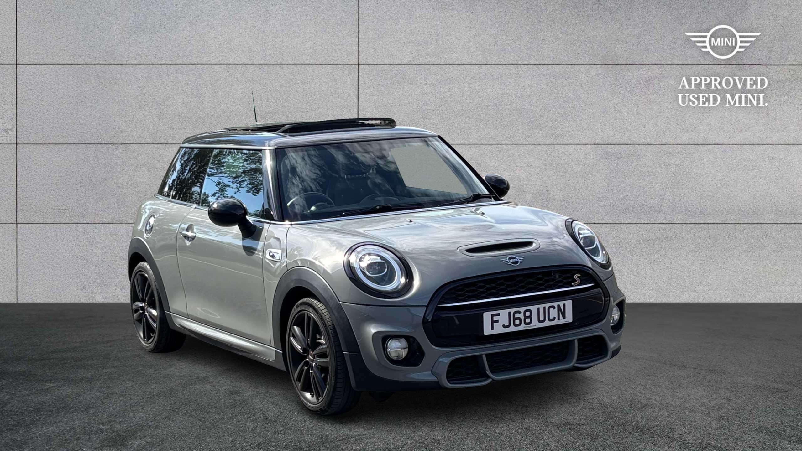 MINI Hatchback