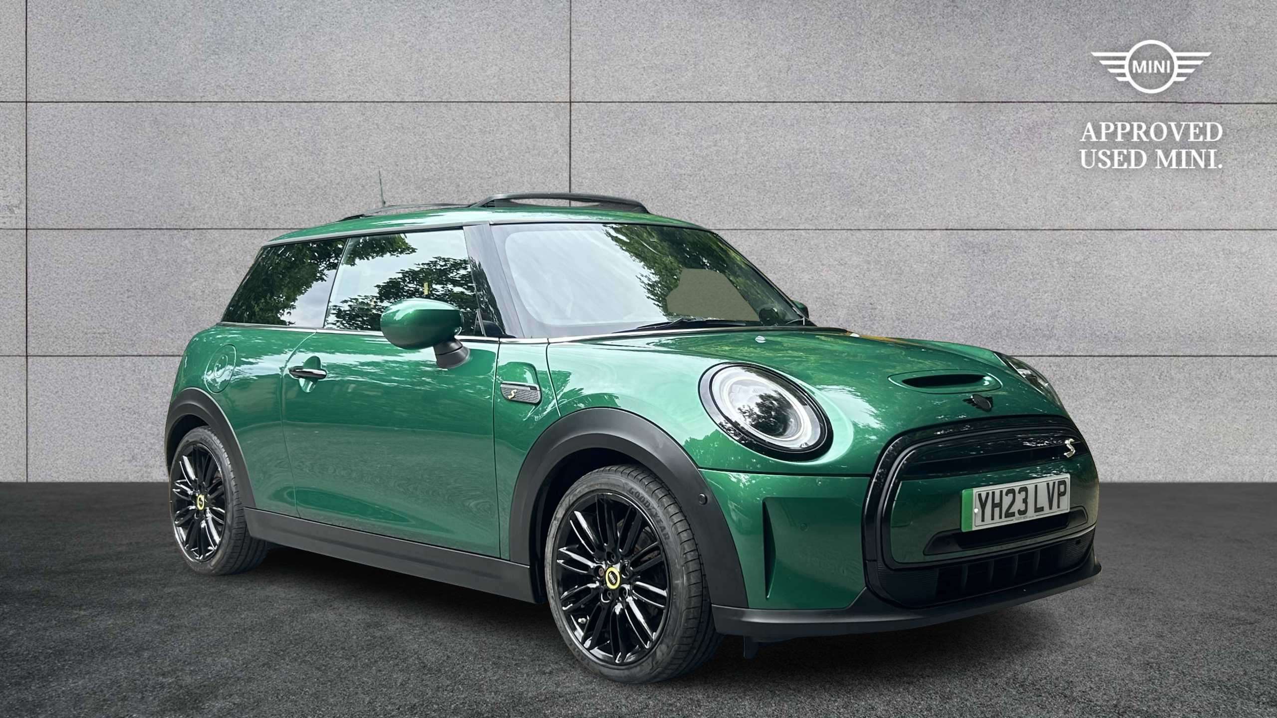 MINI Hatchback
