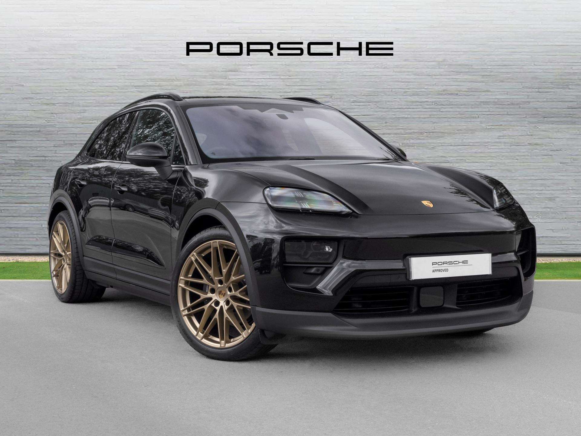 #Jet Black Metallic (2T) 2026 Porsche Macan SUV/Crossover All-wheel drive Automatic