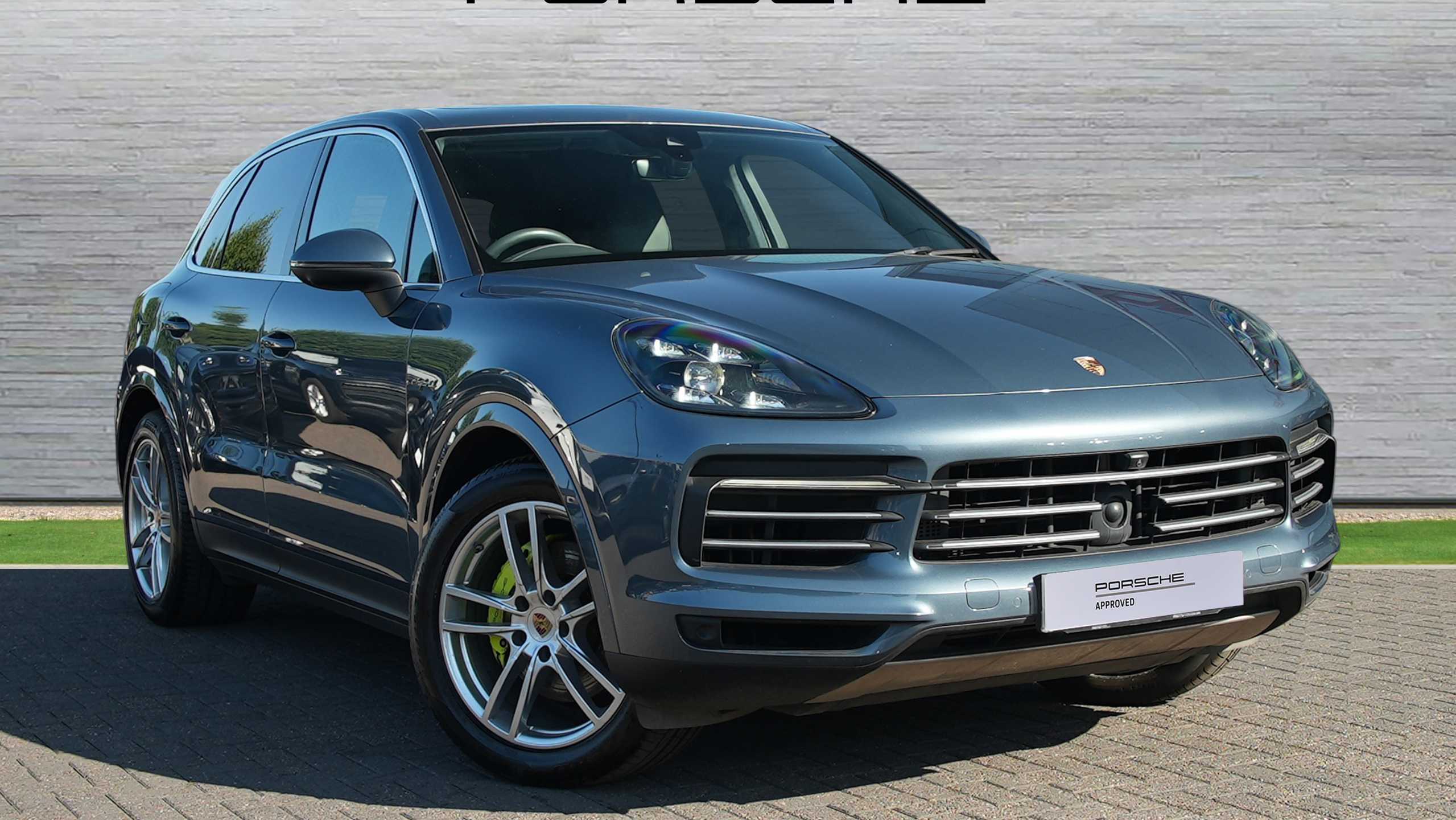 Porsche Cayenne Estate