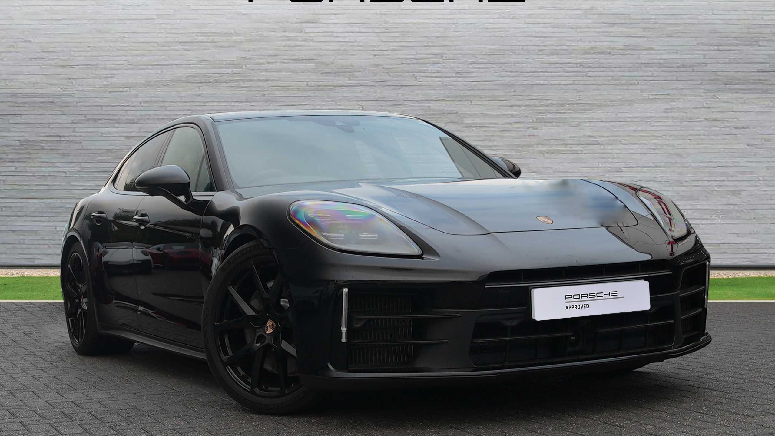 2025 Porsche Panamera