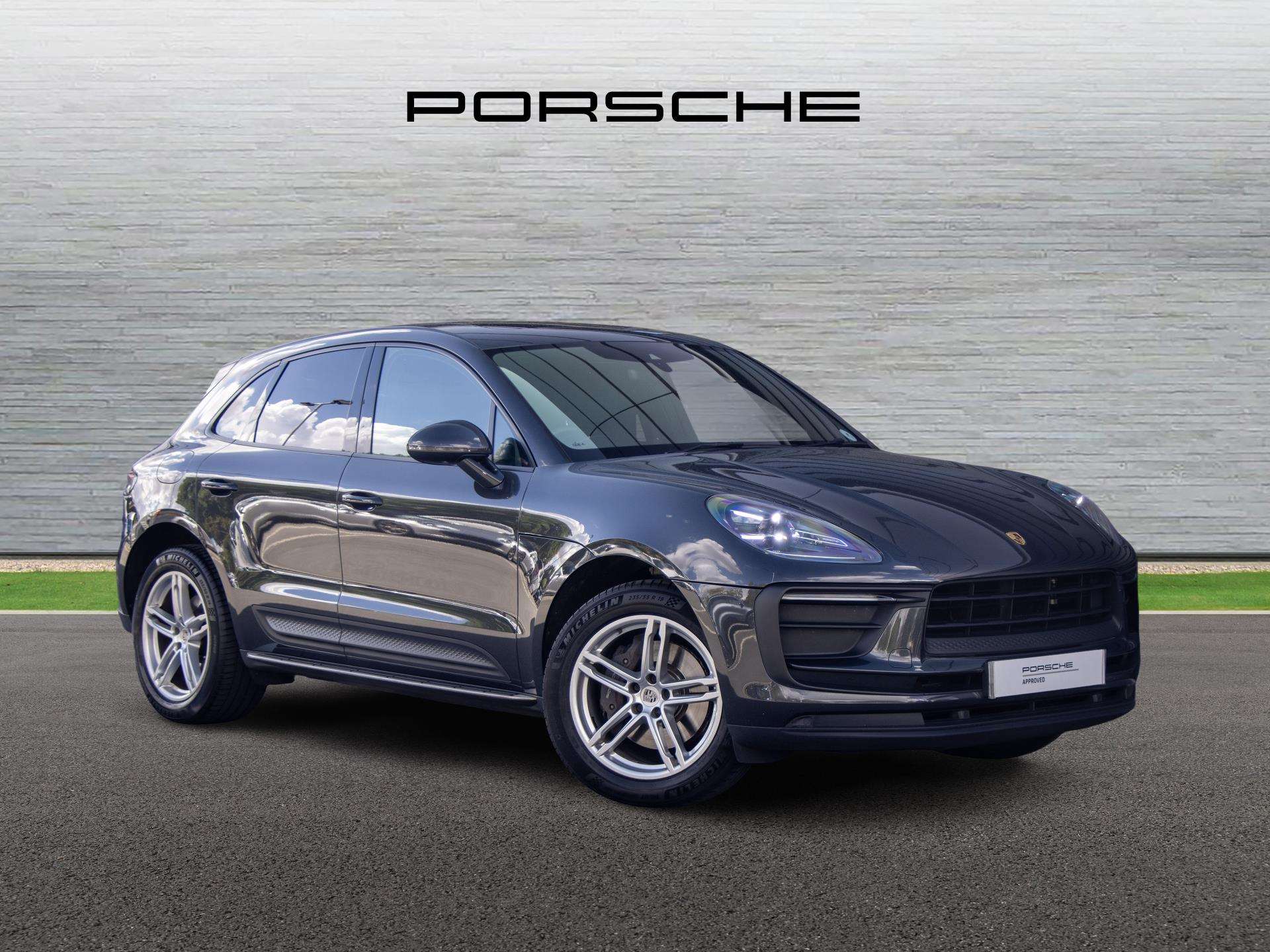 Porsche Macan Estate