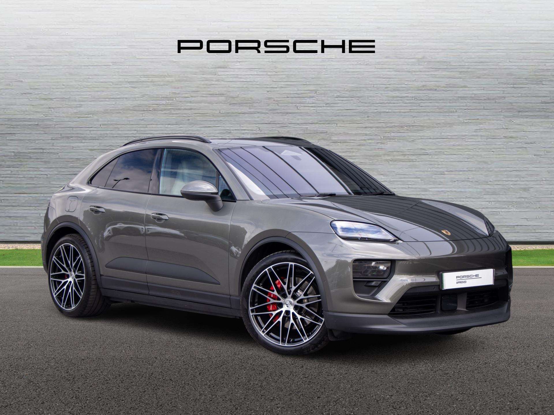 2026 Porsche Macan