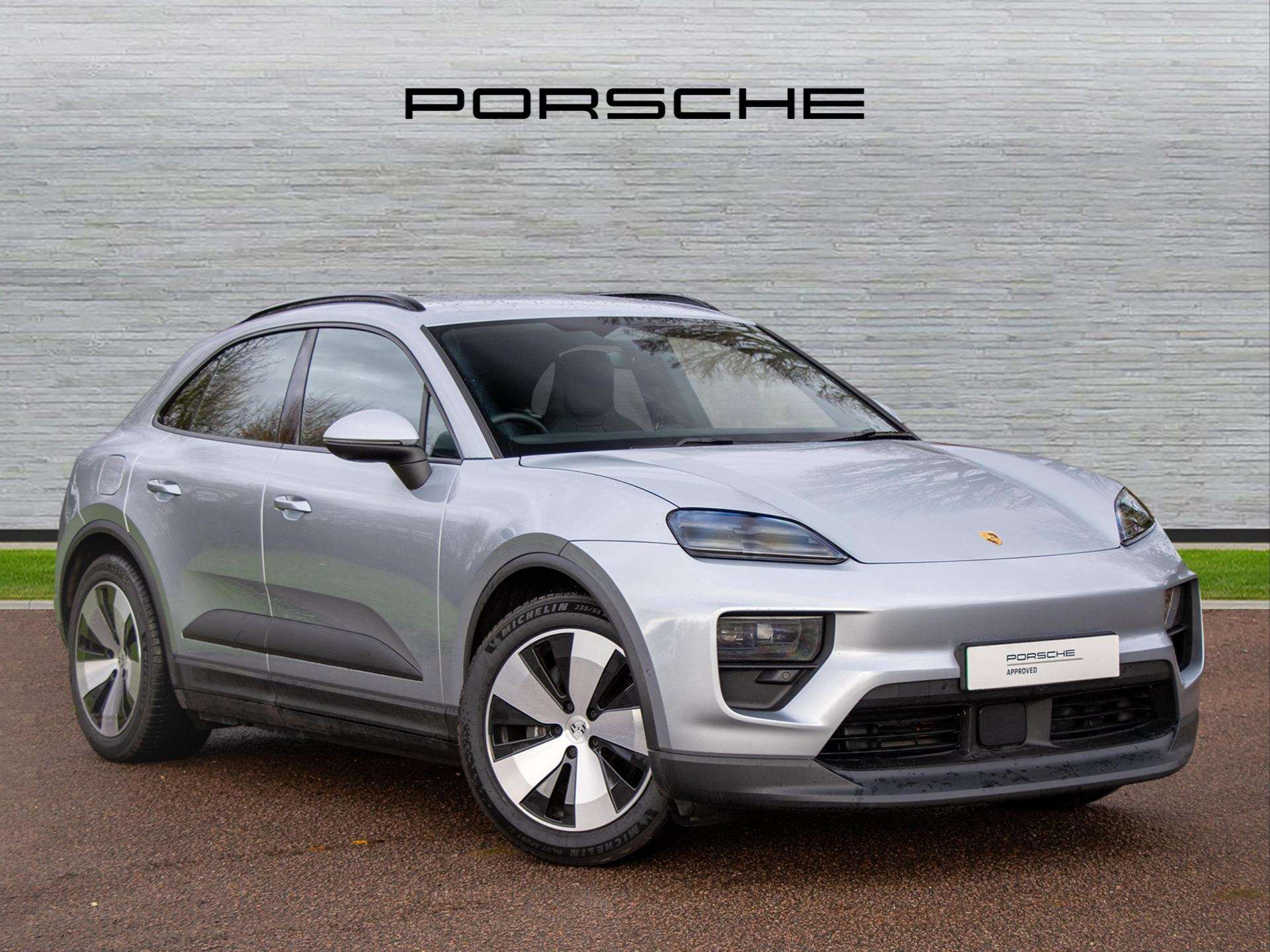 2025 Porsche Macan