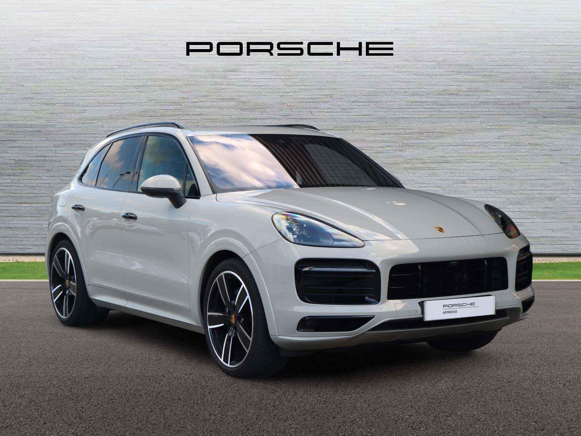 Porsche Cayenne Estate