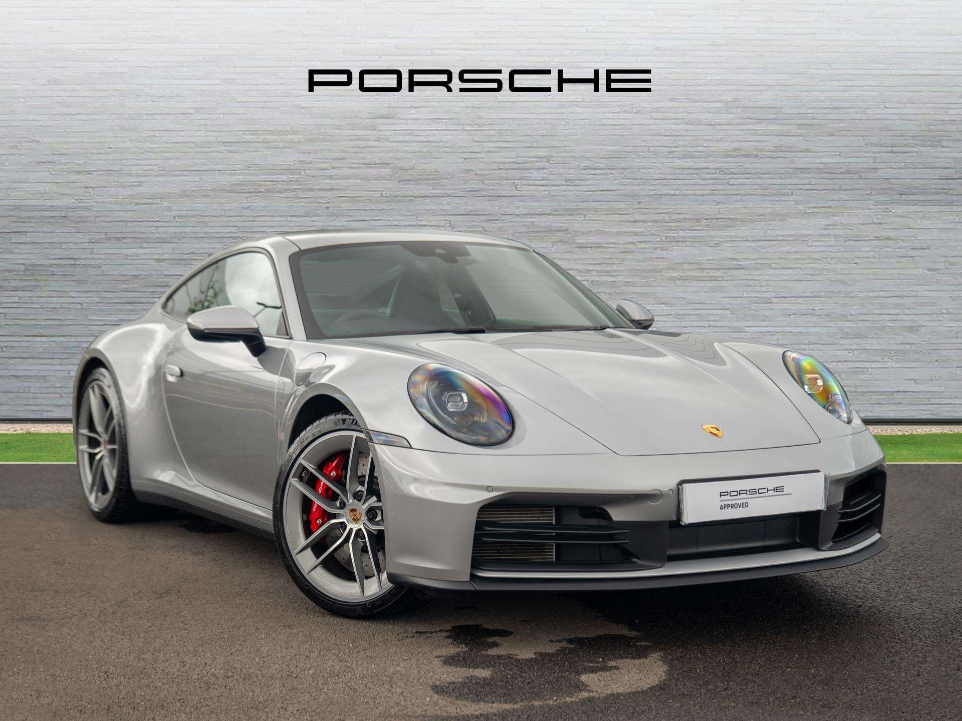 GT Silver Metallic 2025 Porsche 911 Convertible Rear-wheel drive Automatic