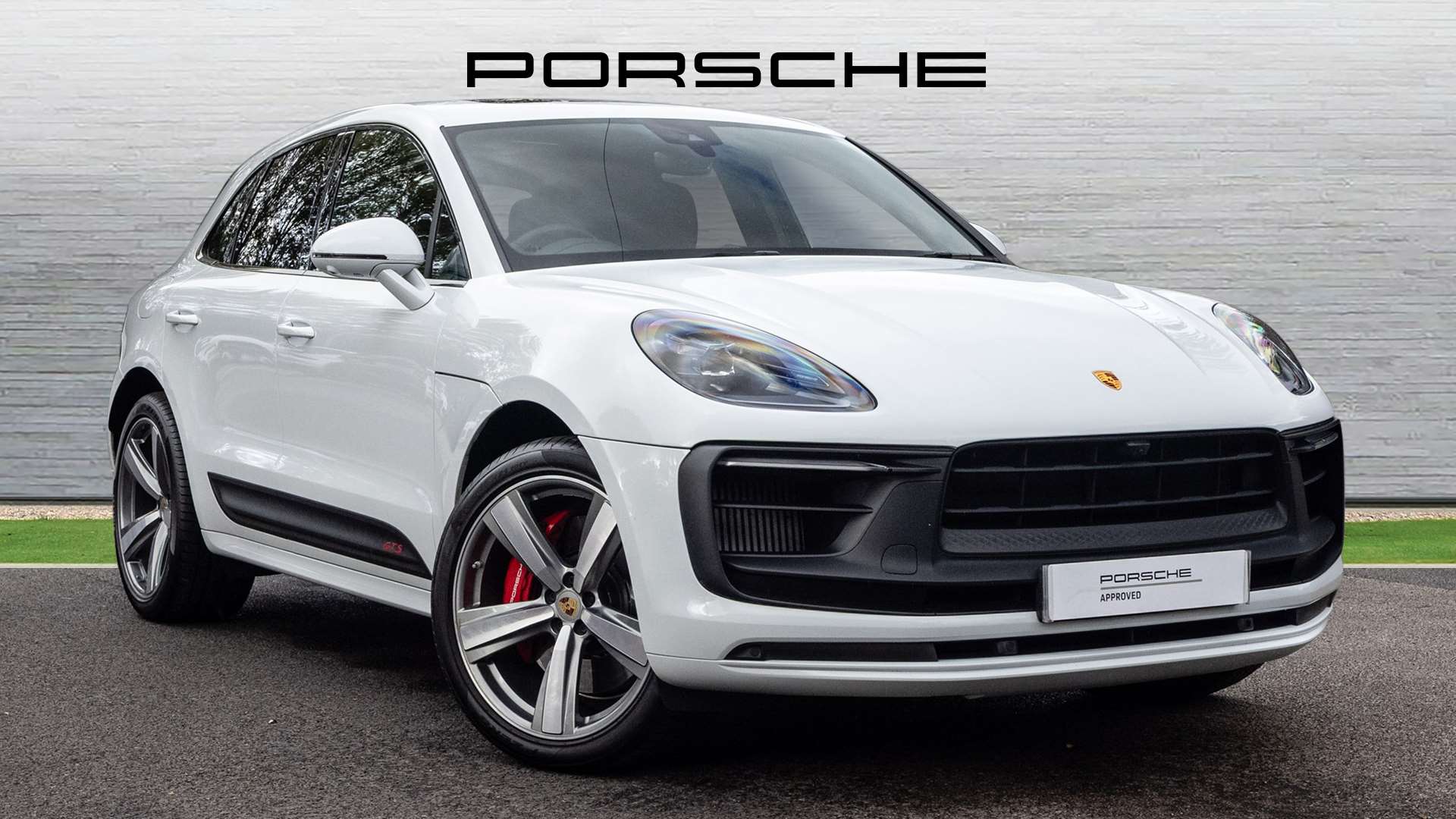 2022 Porsche Macan