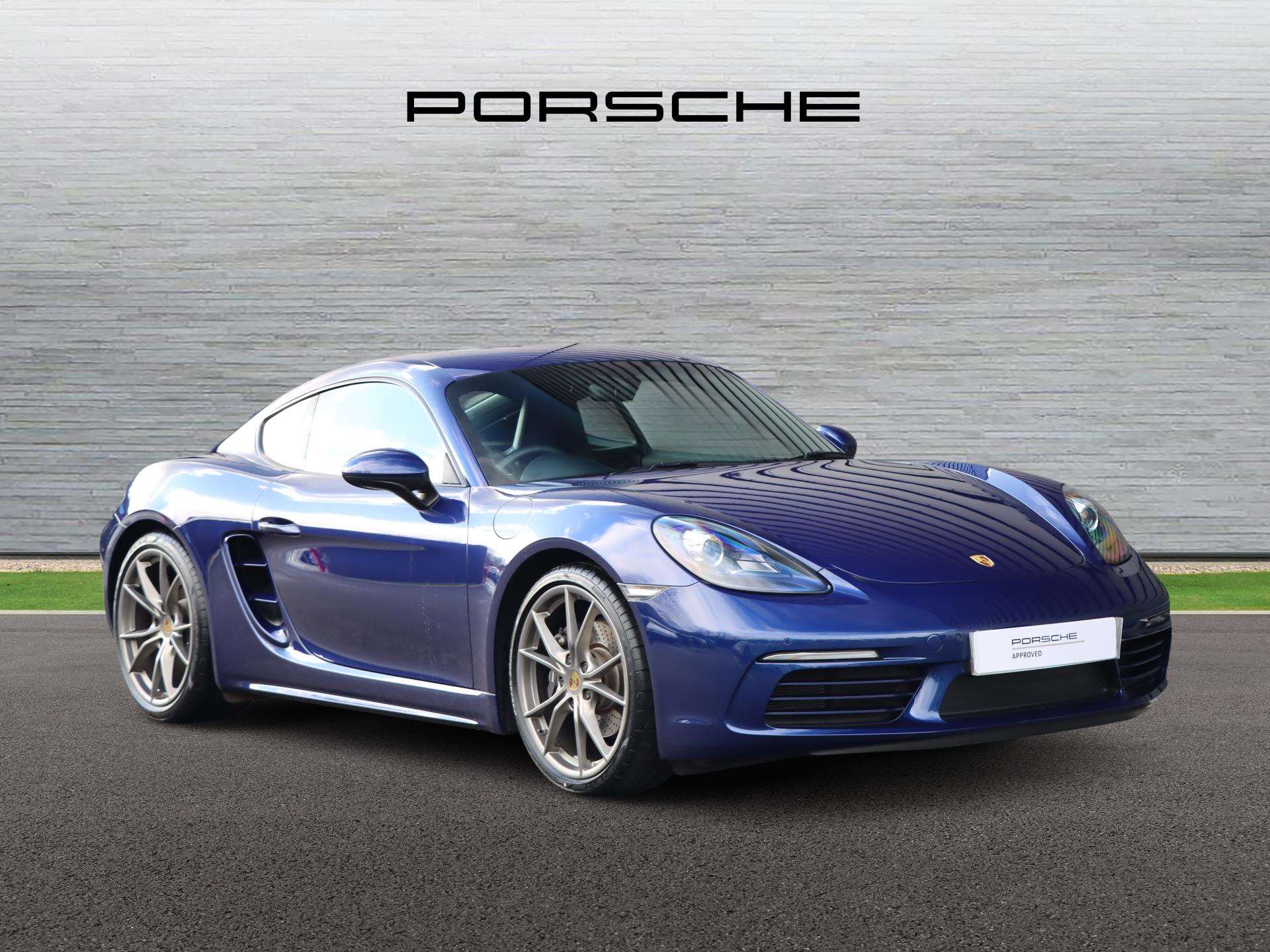 Porsche 718 Cayman Coupe