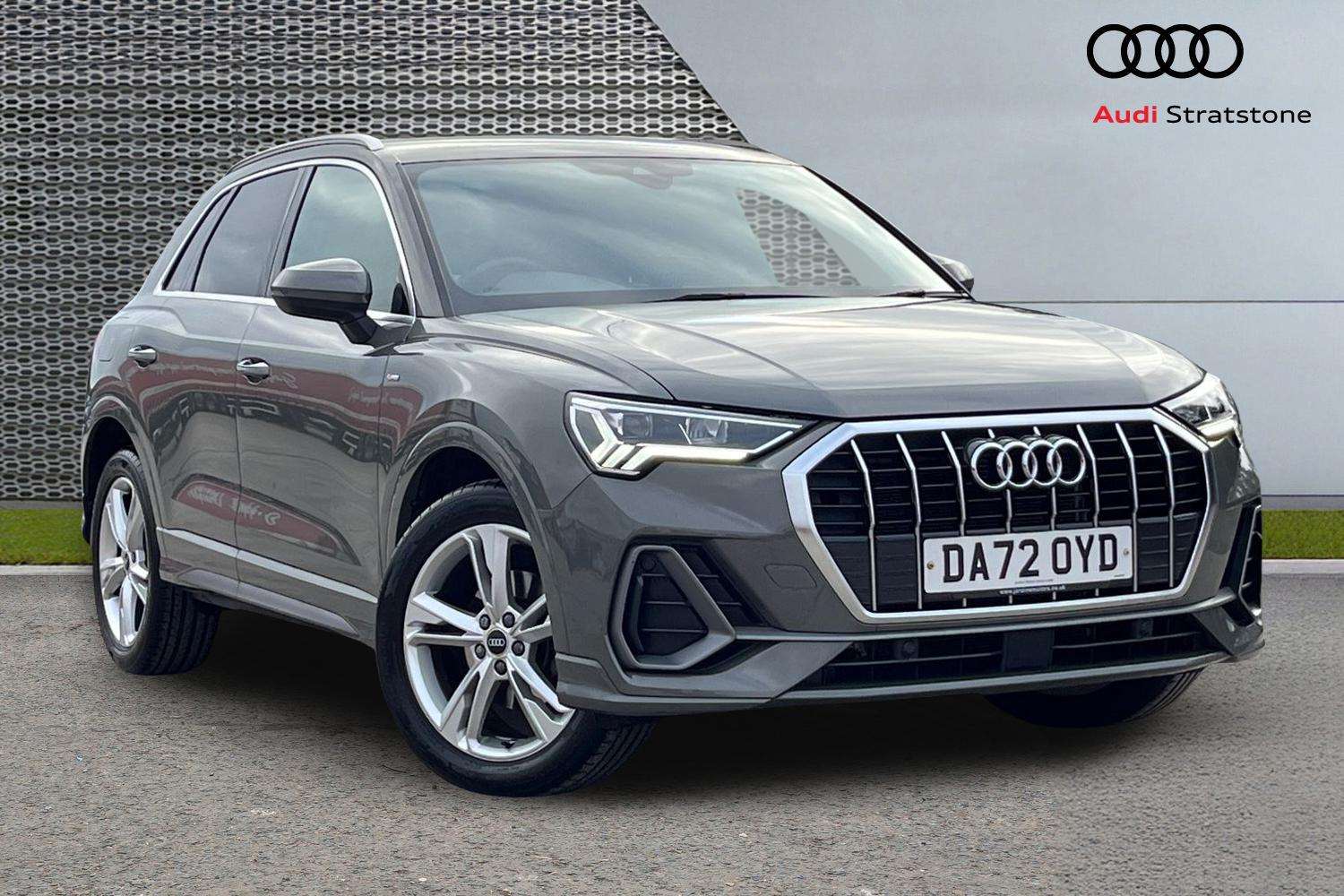 2022 Audi Q3