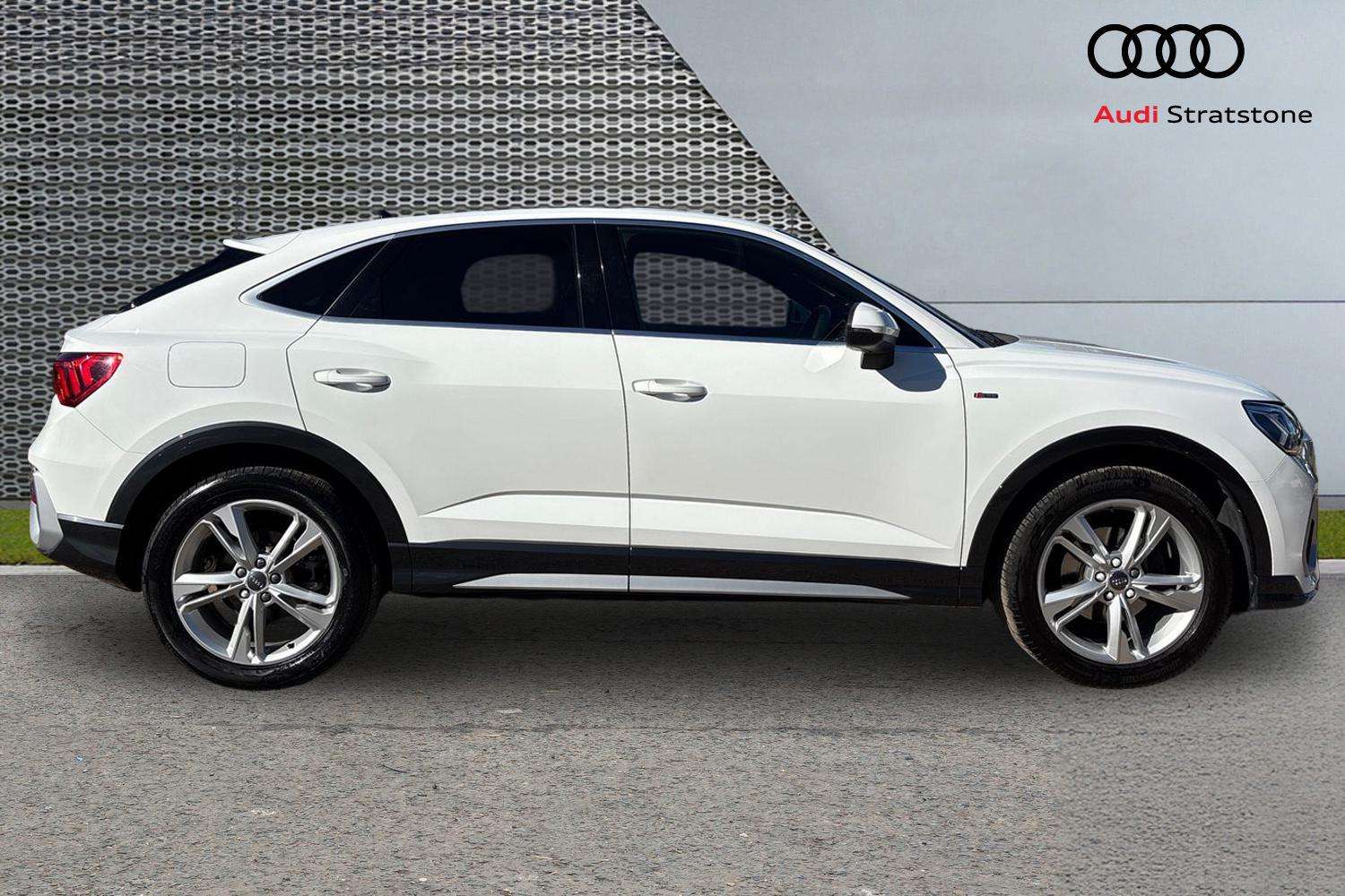 2020 Audi Q3