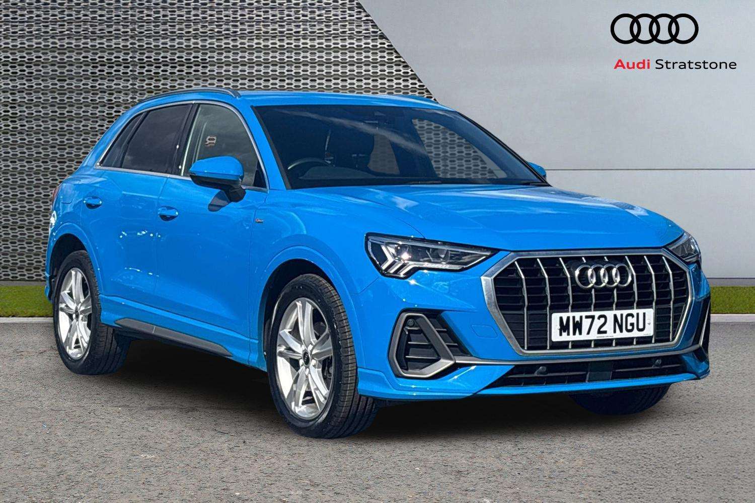 2022 Audi Q3