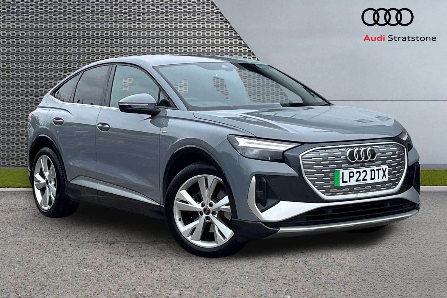 Audi Q4
