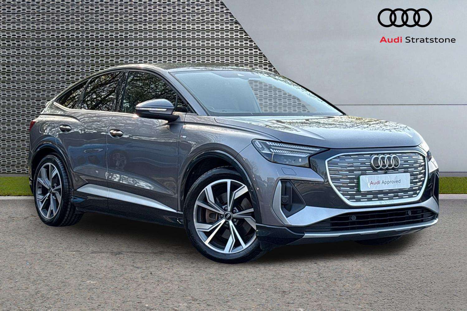 Audi Q4