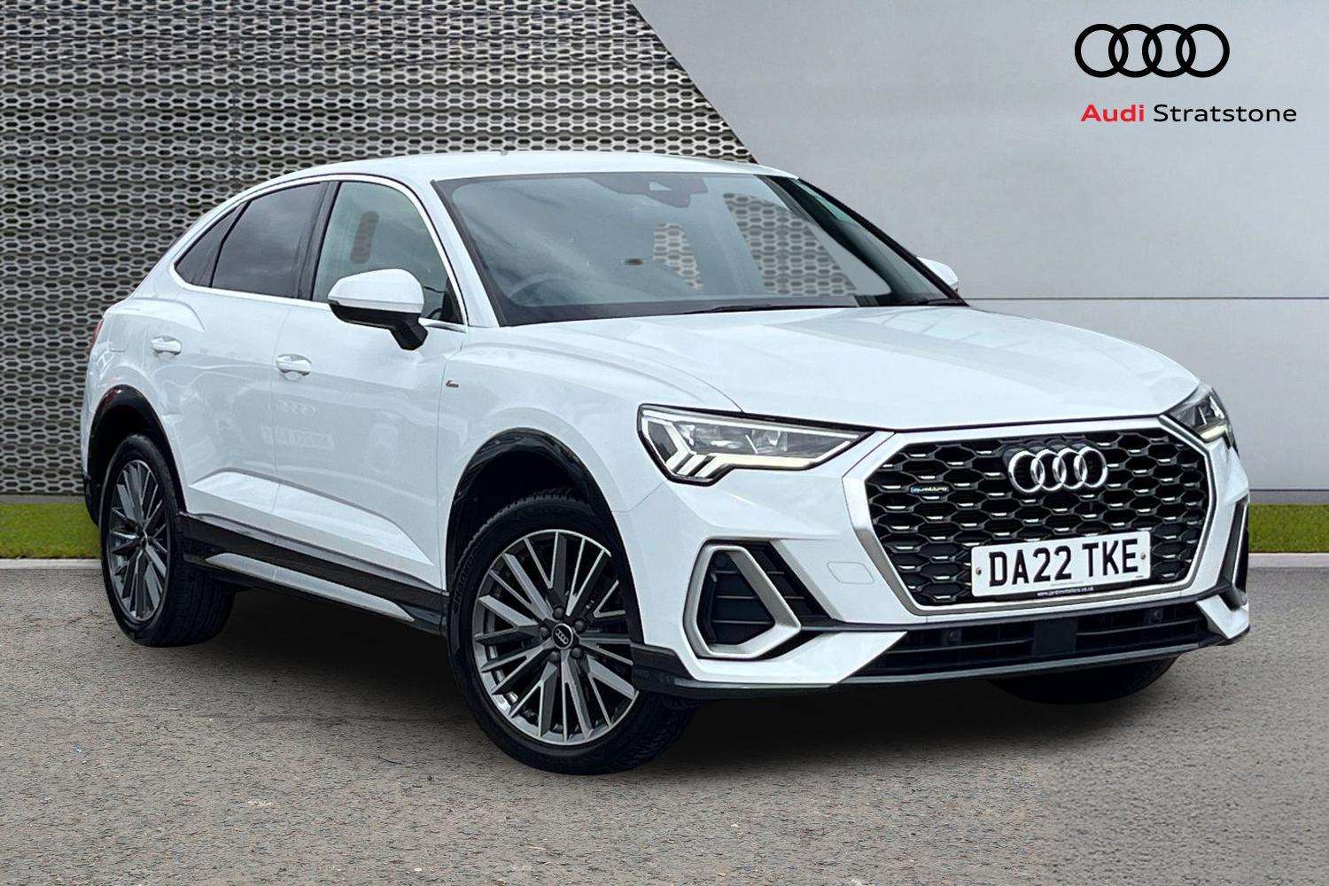 2022 Audi Q3