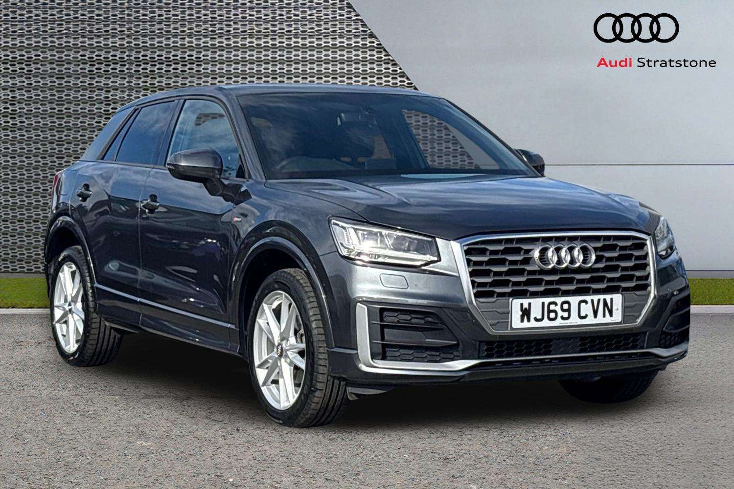 Audi Q2