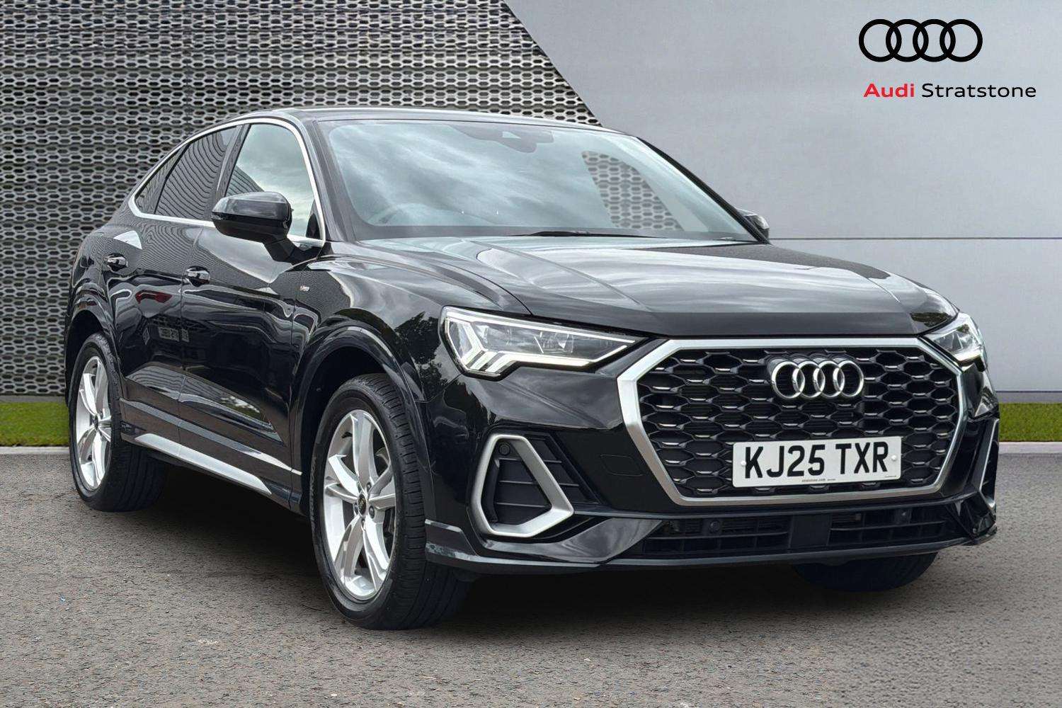 2025 Audi Q3