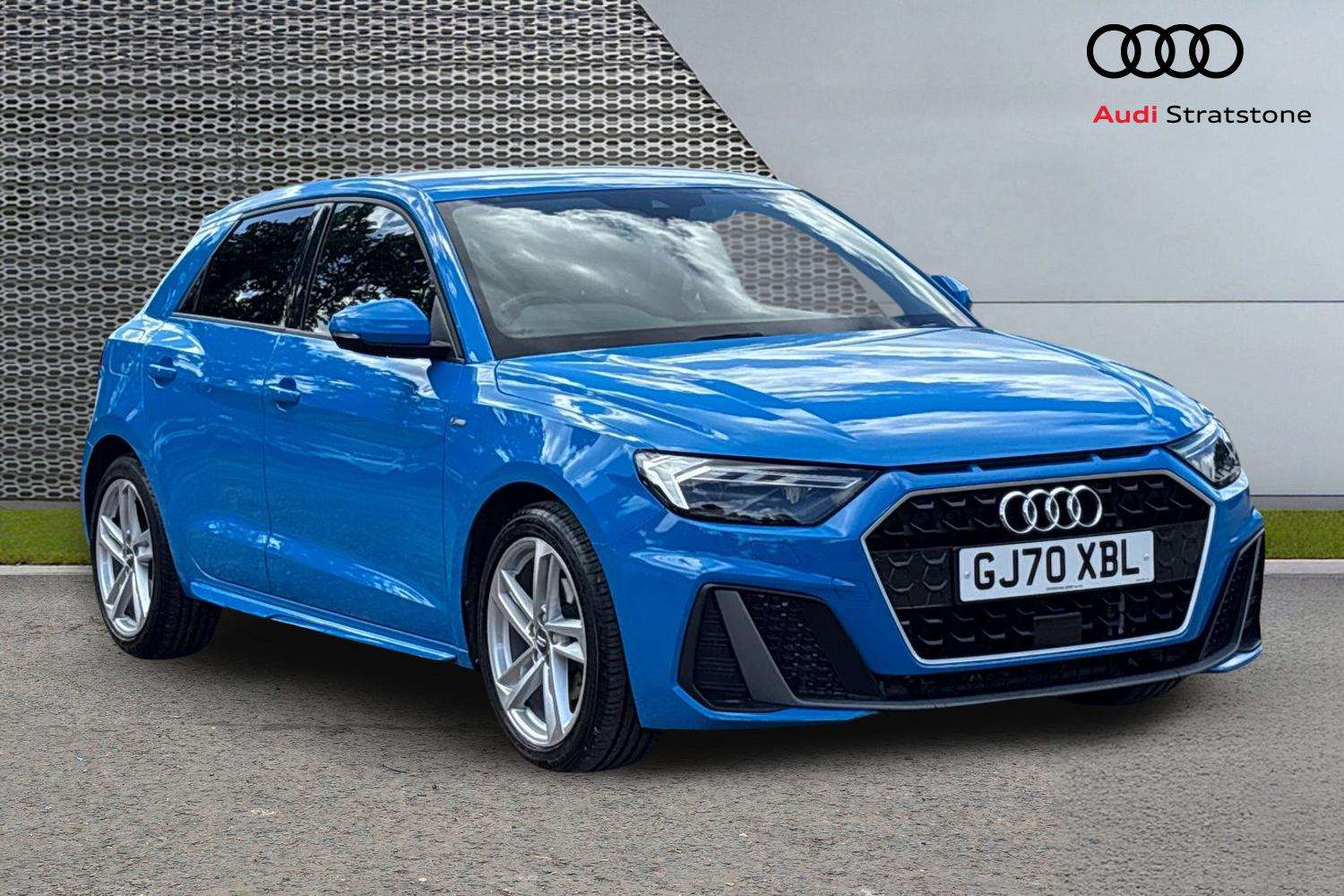 Audi A1
