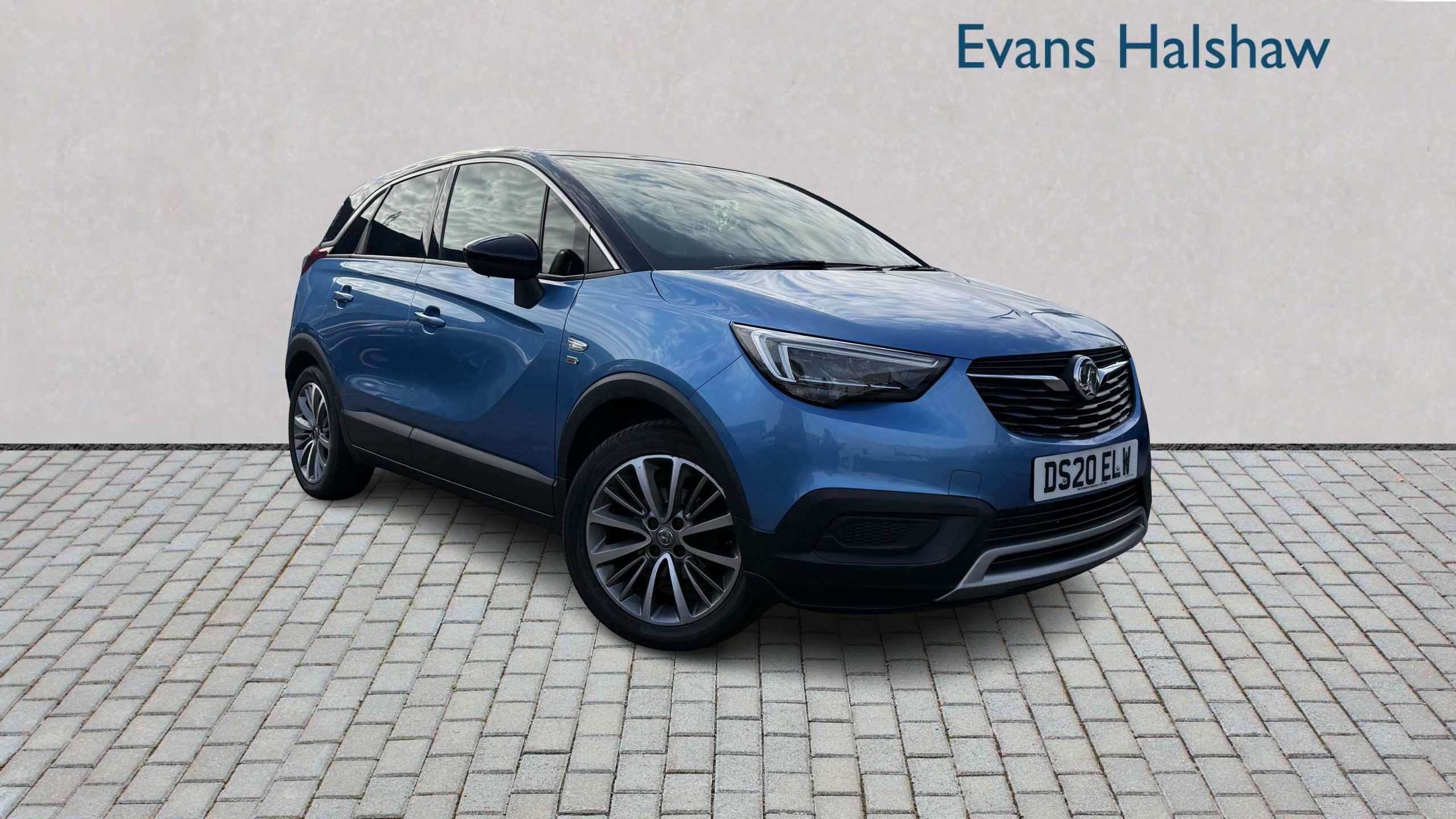 Vauxhall Crossland X listing photo
