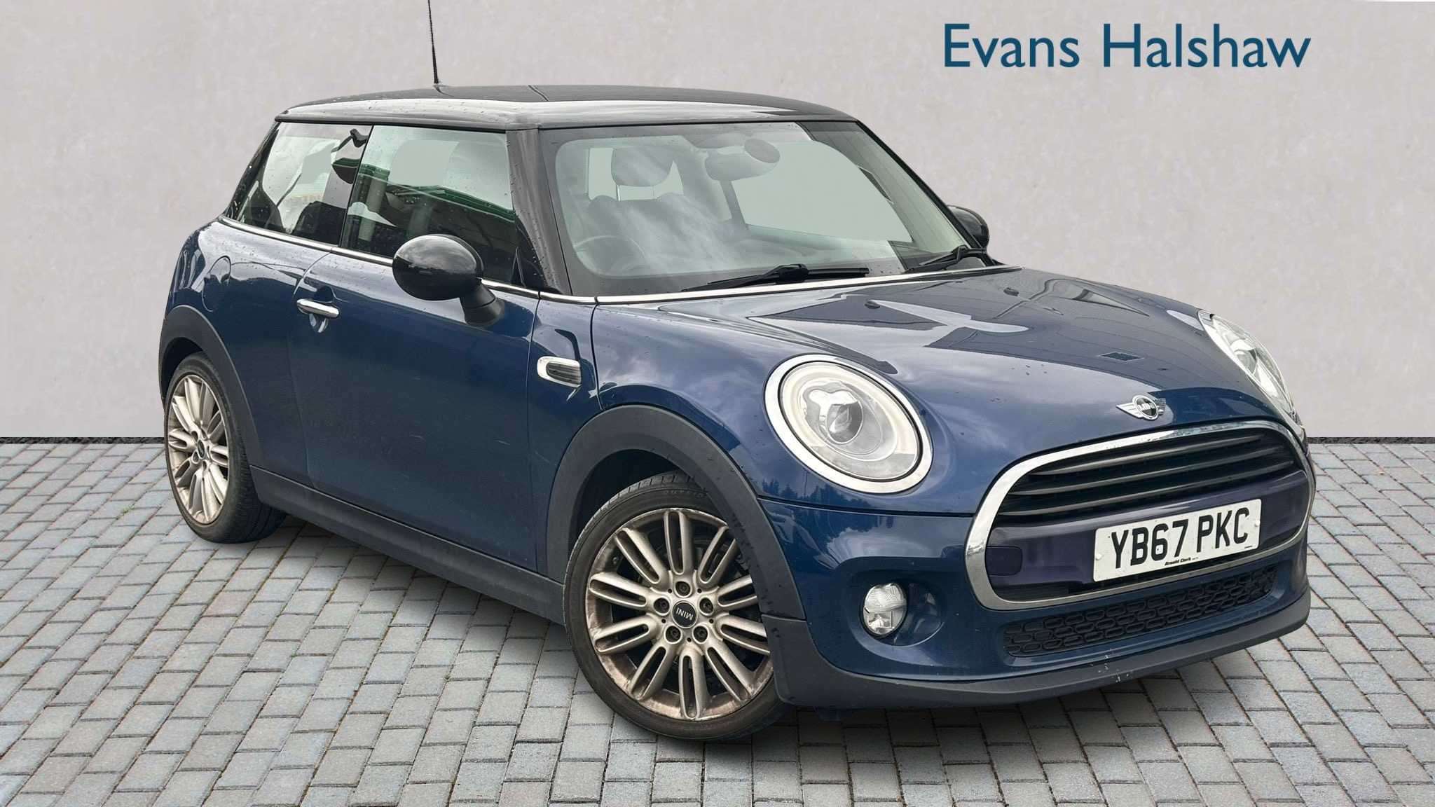 MINI Hatchback
