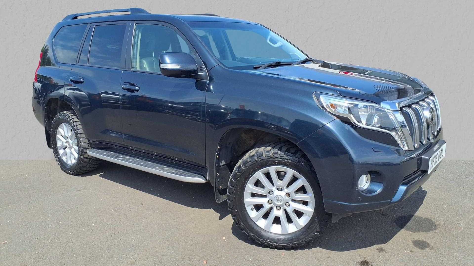 2016 TOYOTA LAND CRUISER