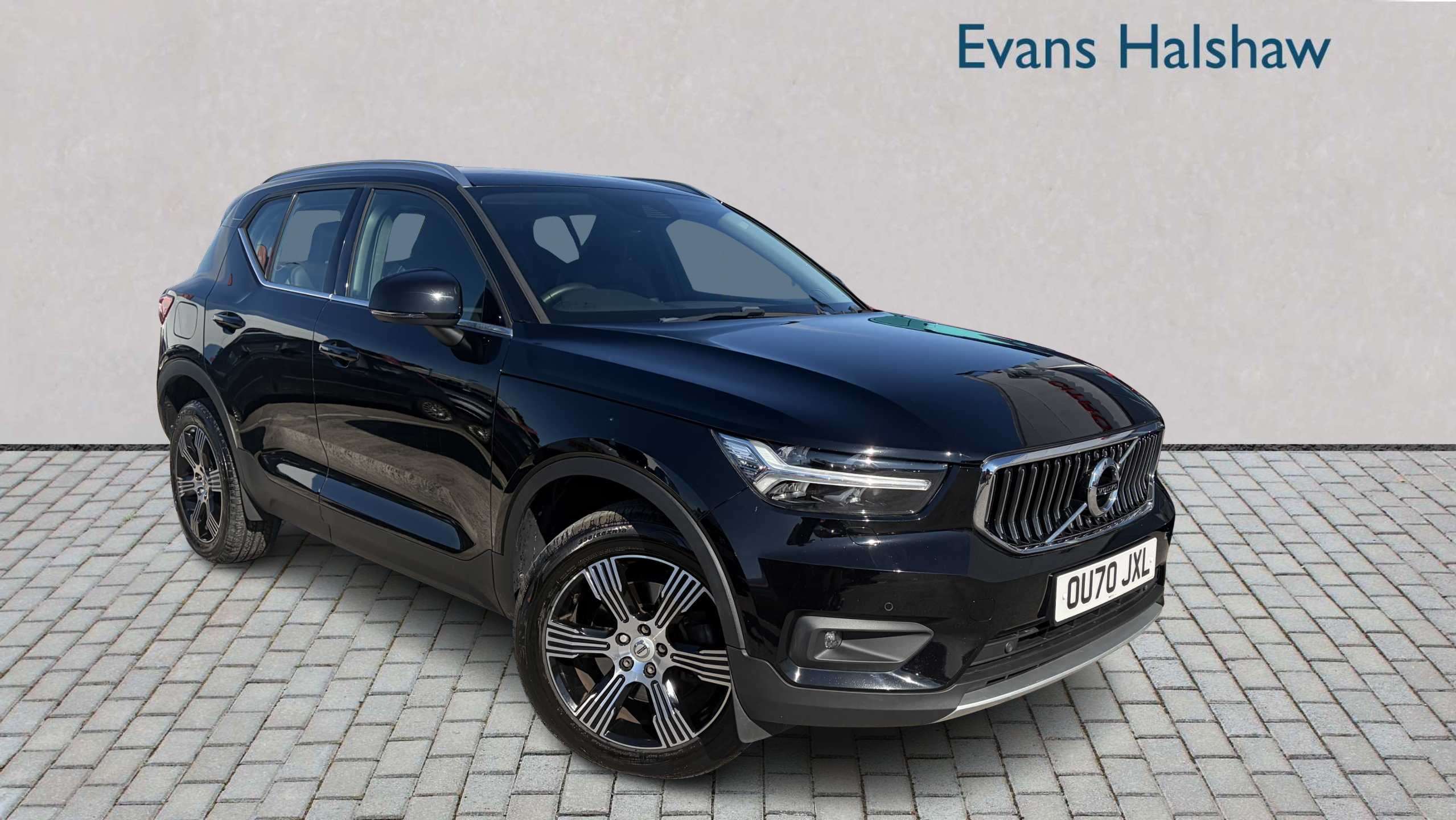 2020 Volvo XC40
